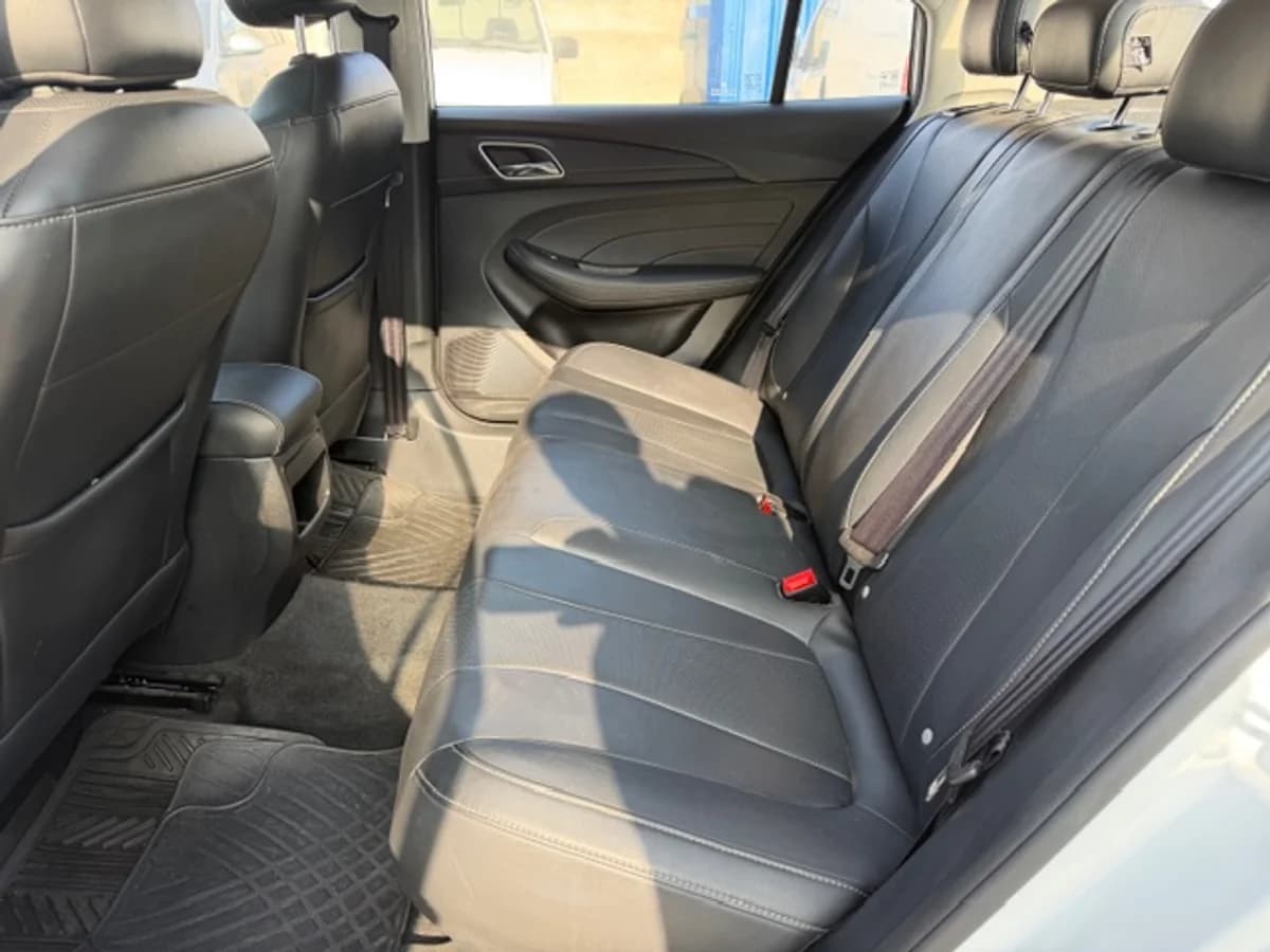 2024 MG MG5 1.5 CVT COM - Imagen 12