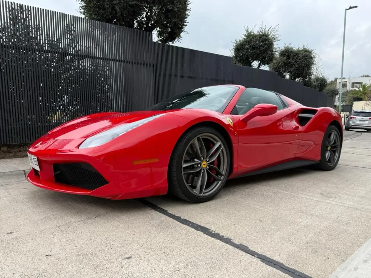 Ferrari 488 Spider - Imagen 1