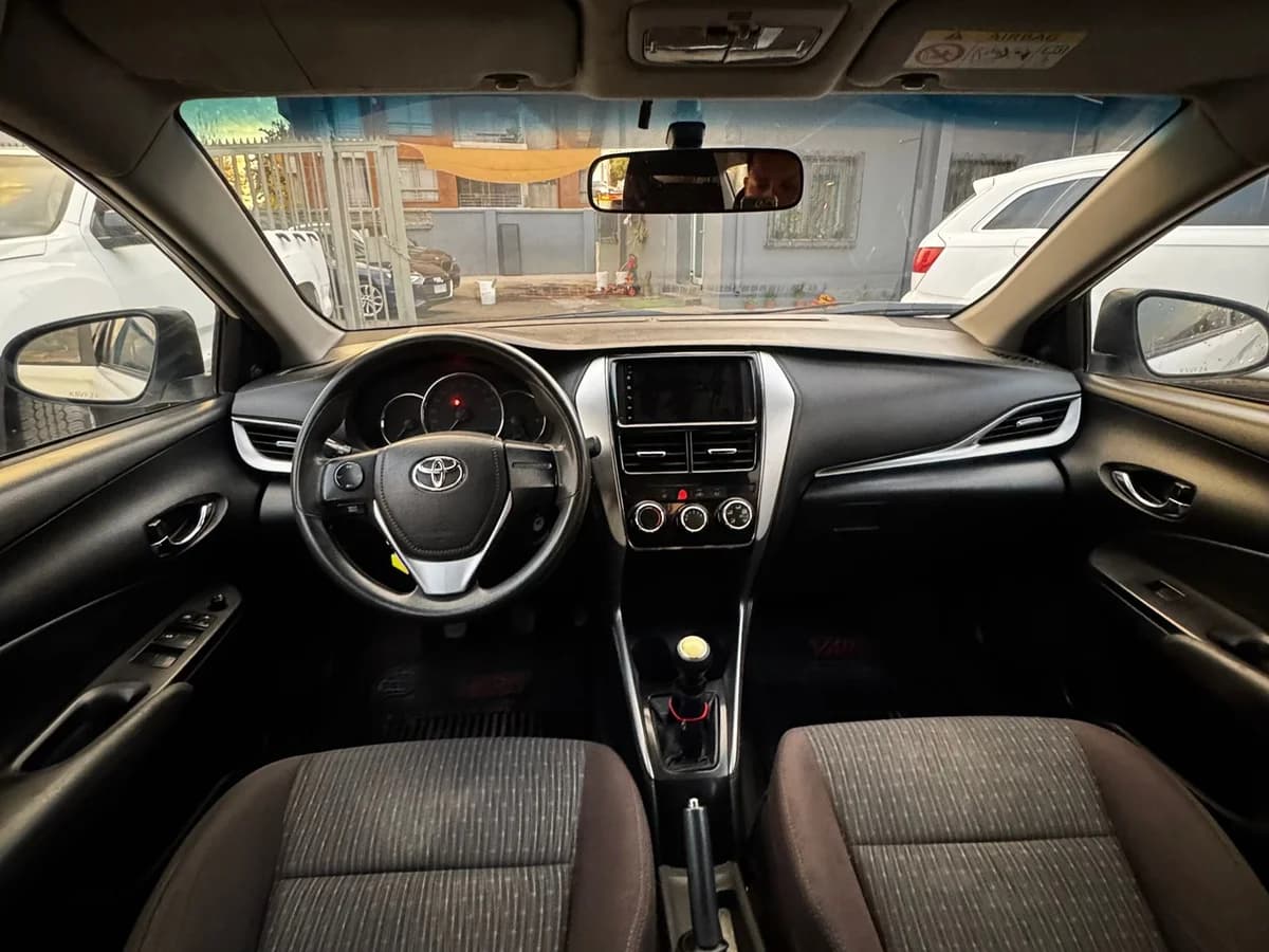 TOYOTA YARIS GLI 1.5 1.5 GLI 4X2 151ME1 MT 4P 2018 - Imagen 7