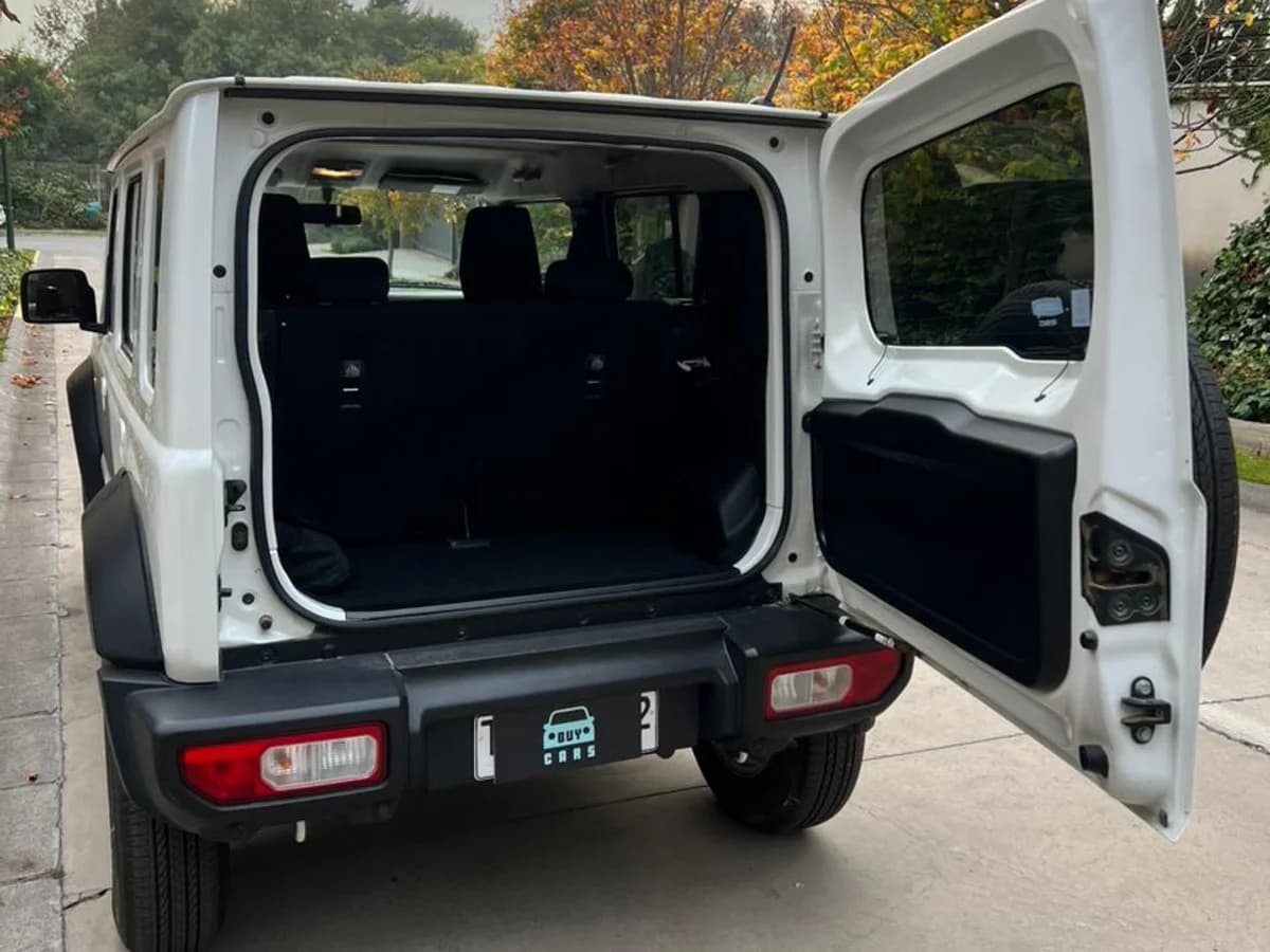 SUZUKI JIMNY AWD 1.5L AT GLX 5P (Pérdida asimilada) - Imagen 7