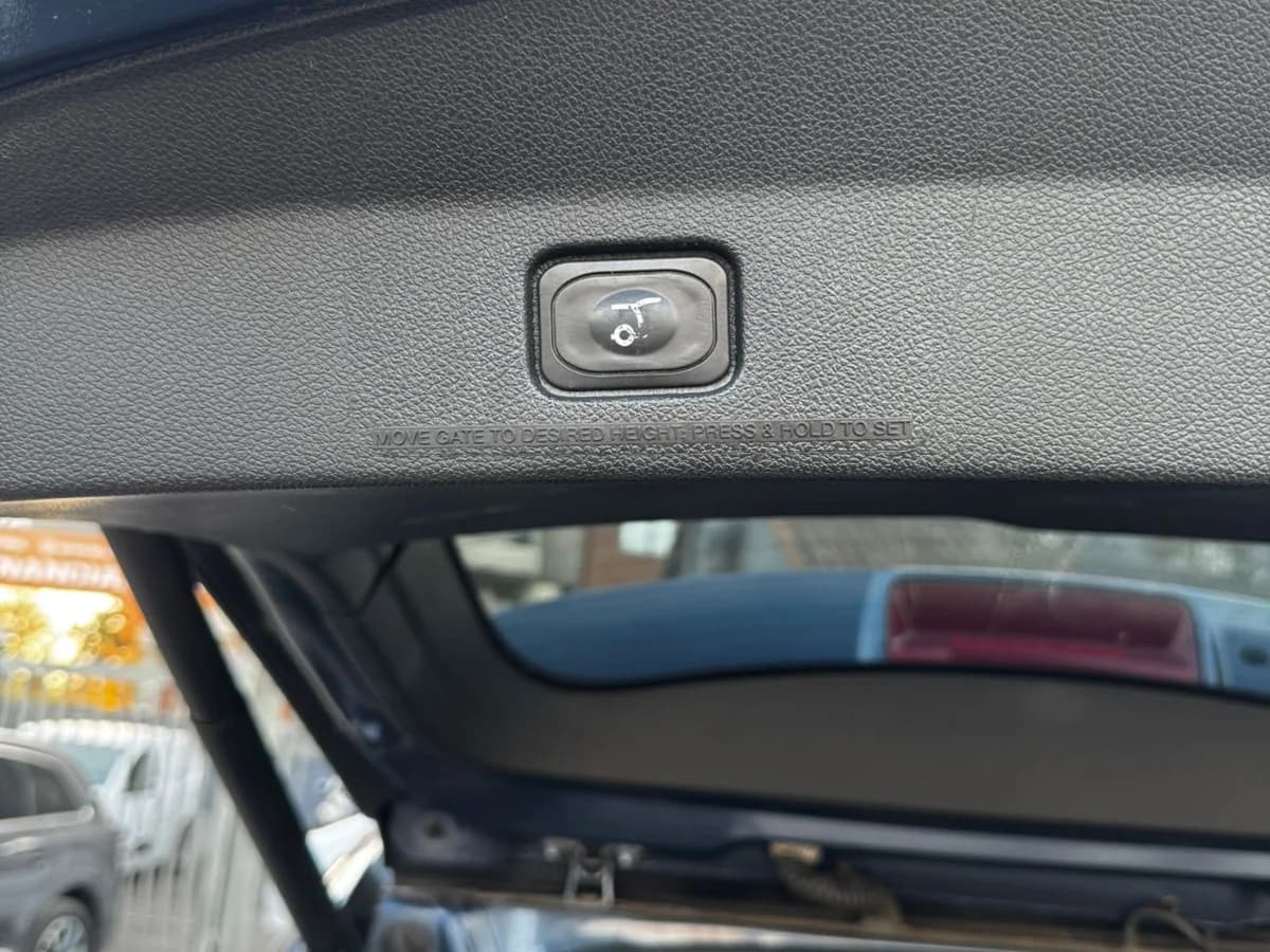 FORD EXPLORER 4X2 2.3 AUT LTD 2019 - Imagen 9