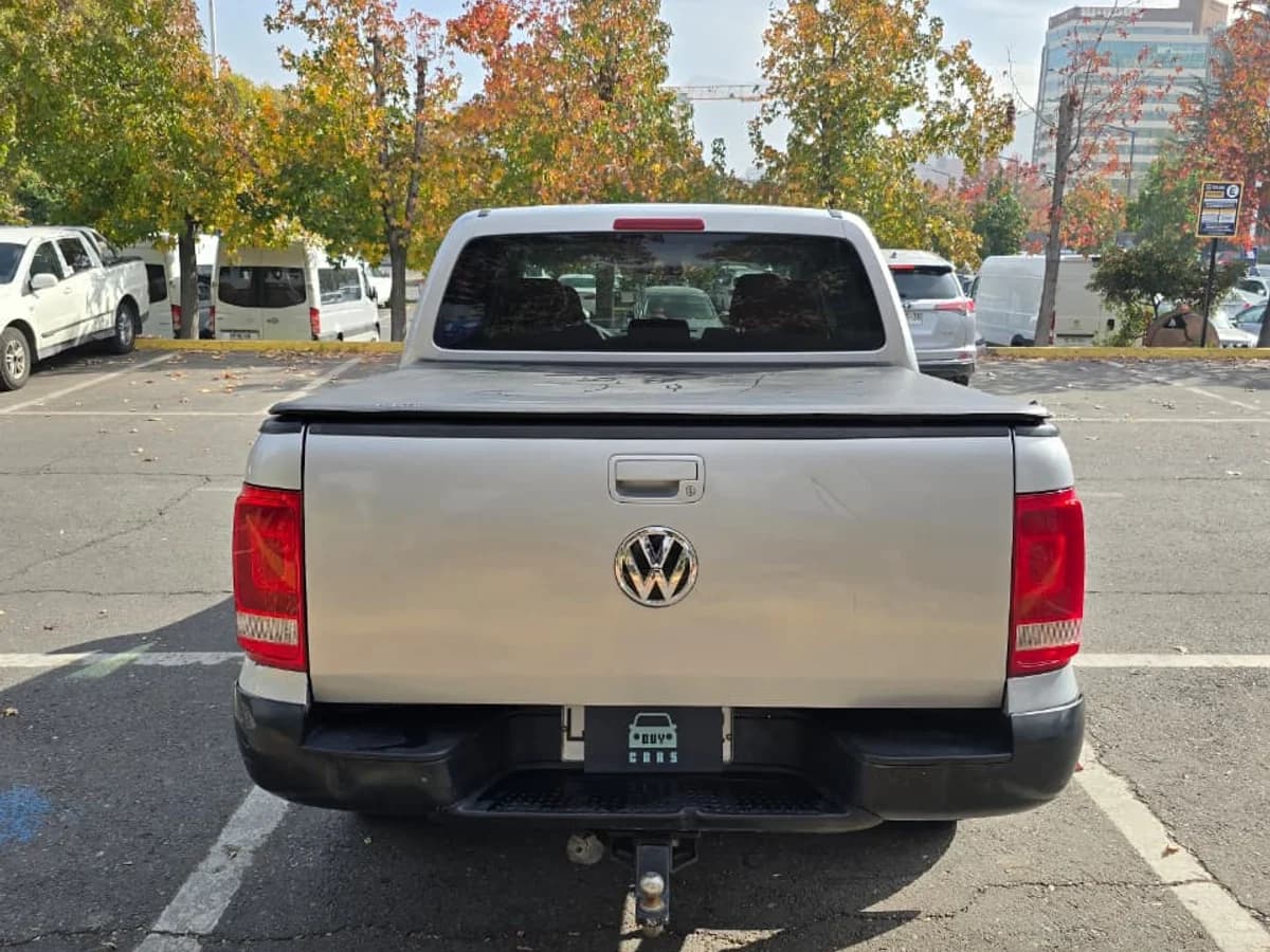 VOLKSWAGEN AMAROK 2.0L TRENDLINE 4X2 MT6 DIESEL - Imagen 9