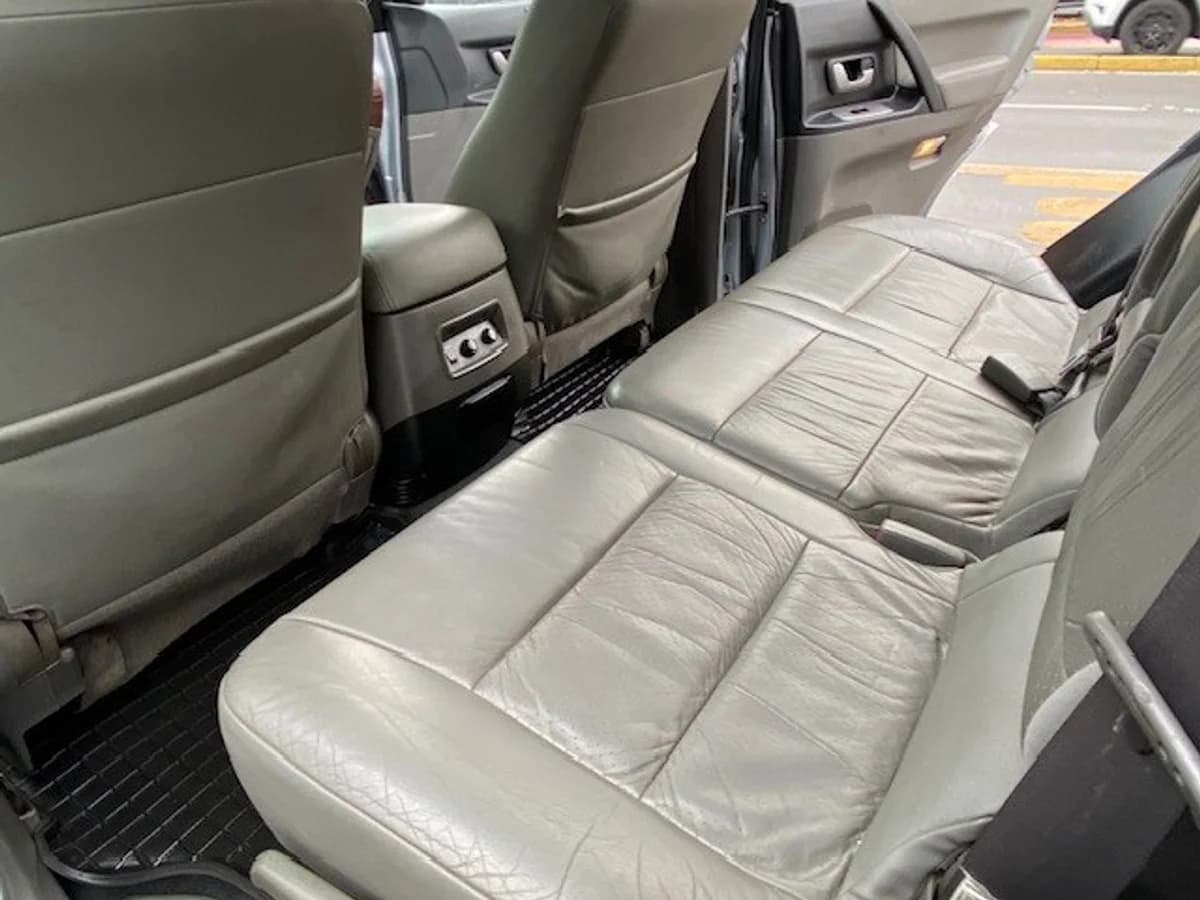 MITSUBISHI MONTERO 3.8 Bencina, Cuero 5ptas. 2007 - Imagen 15