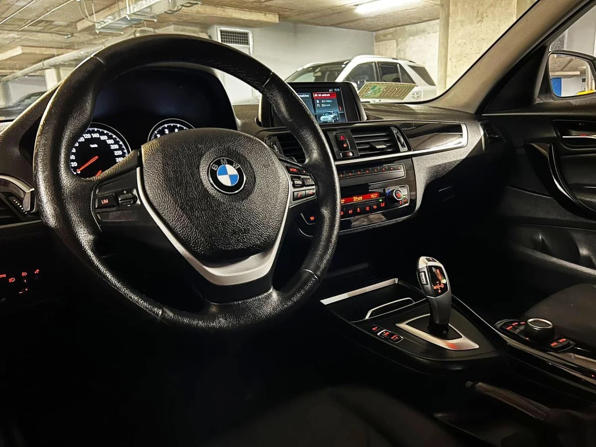 BMW 118 MILLENIAL 1.5 AT 2019 - Imagen 14