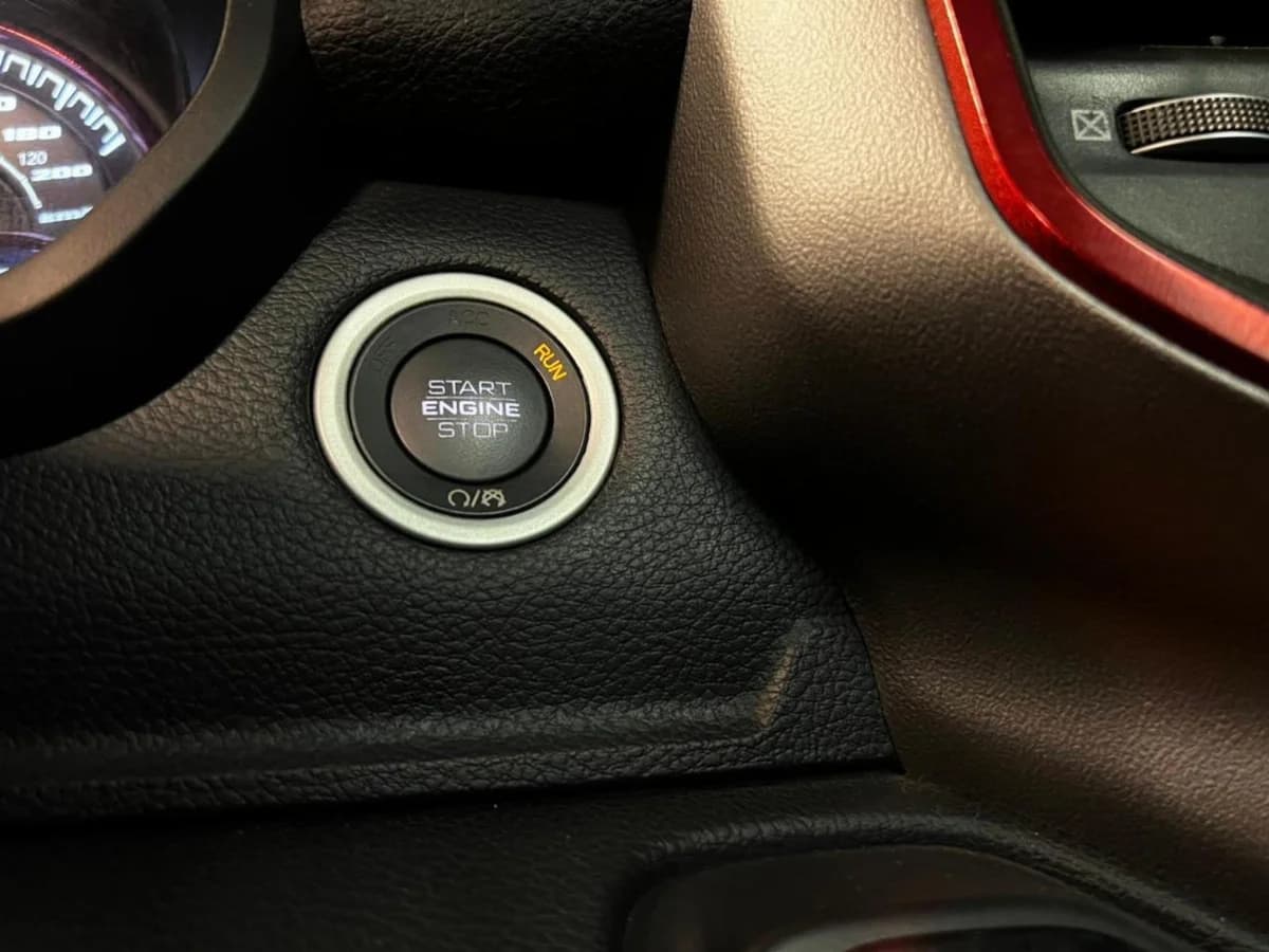 DODGE RAM 1500 REBEL 5.7 HEMI 2020 - Imagen 9