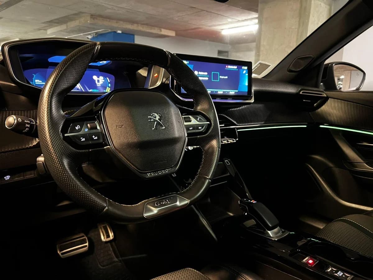 PEUGEOT 2008 GT 2022 - Imagen 19