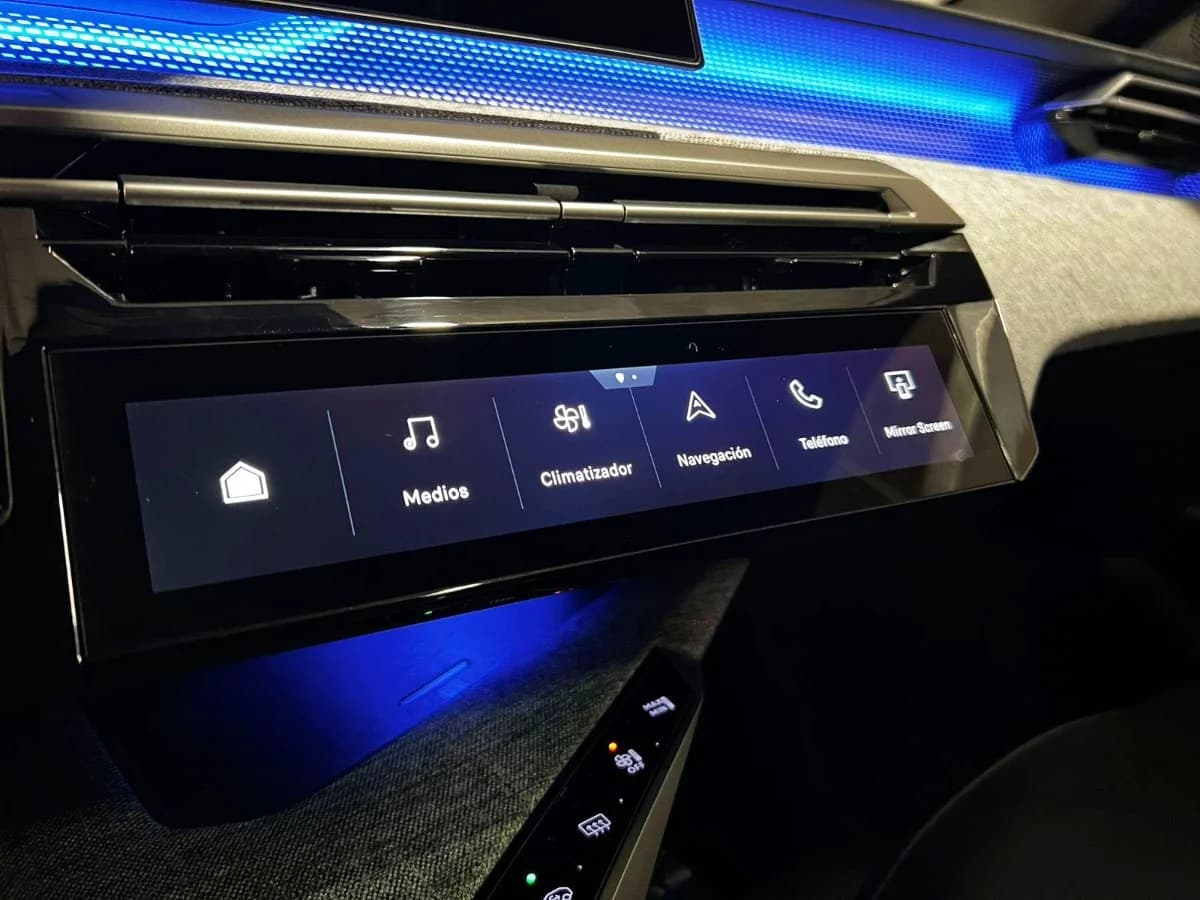 PEUGEOT 5008 MHEV HÍBRIDO 1.2 2025 - Imagen 15
