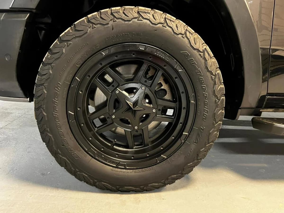 RAM 1500 REBEL 5.7 HEMI 2020 - Imagen 18