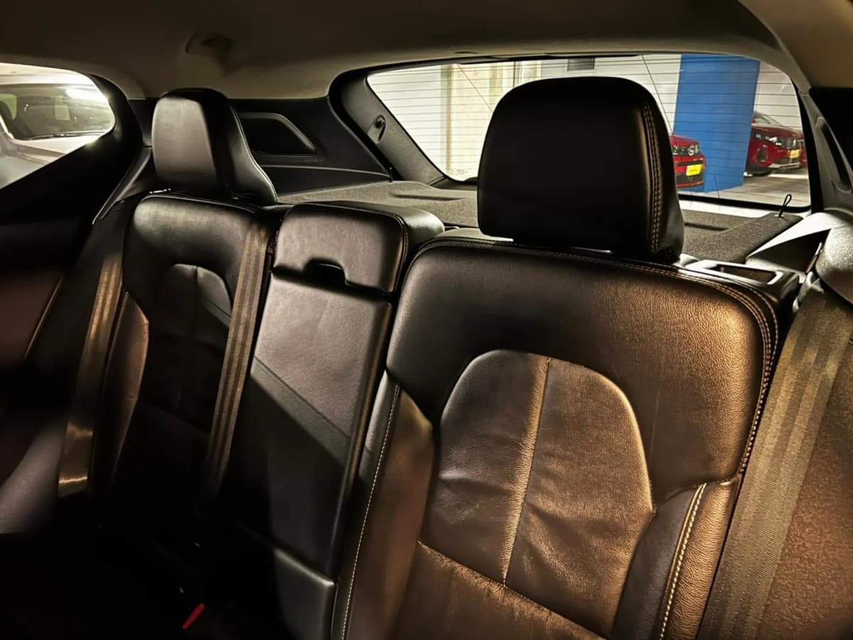 VOLVO XC40 MOMENTUM T4 FWD 2.0 2023 - Imagen 6
