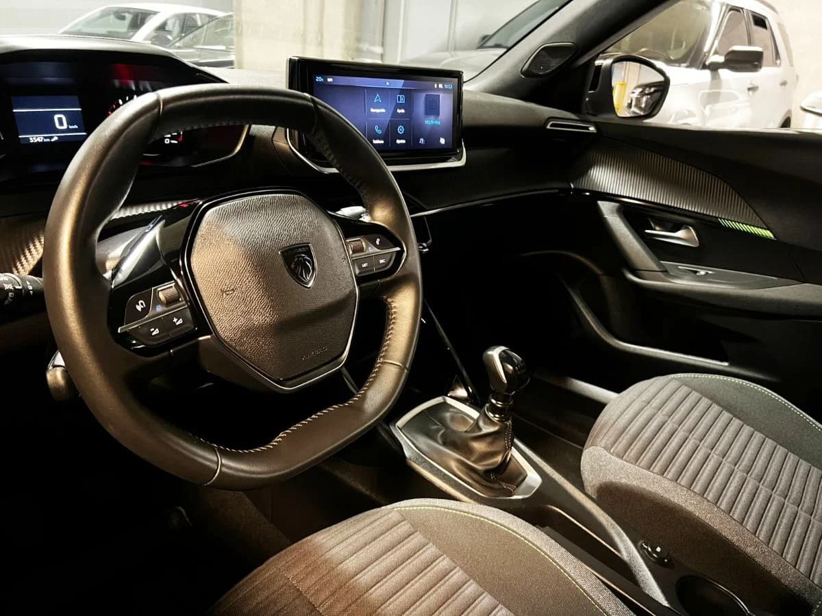 PEUGEOT 2008 ACTIVE 130 1.2 MT 2025 - Imagen 17