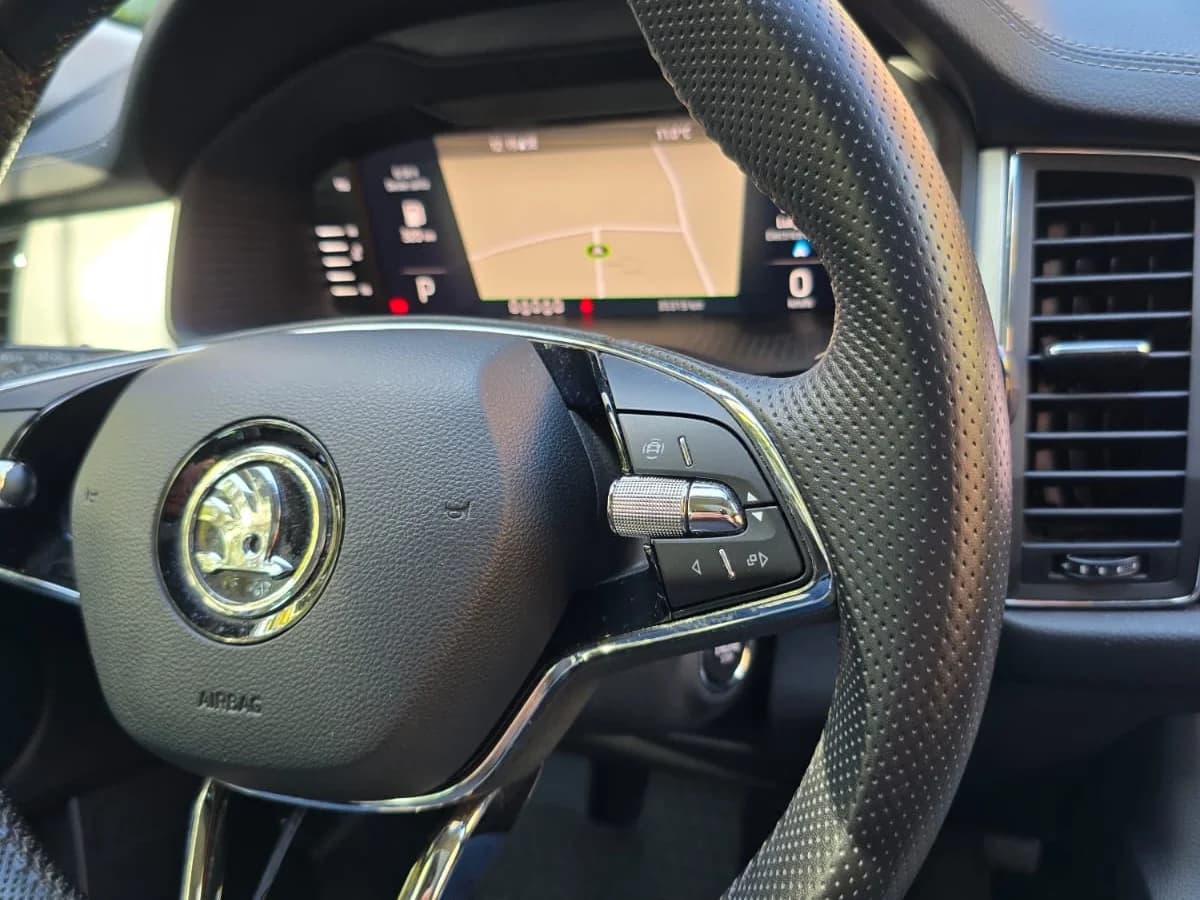 SKODA KODIAQ 1.4L TSI DSGL 7P AUTO AMBIENTE - Imagen 6