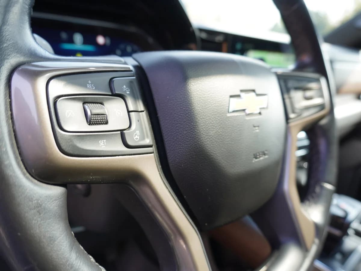 Chevrolet Silverado High Country 3.0 Año 2023 - Imagen 27