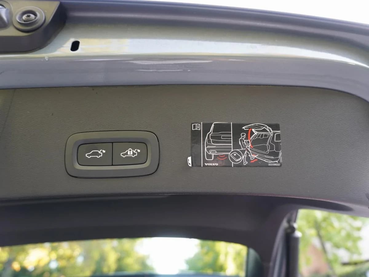 Volvo XC40 T4 Inscription. Año 2022 - Imagen 28