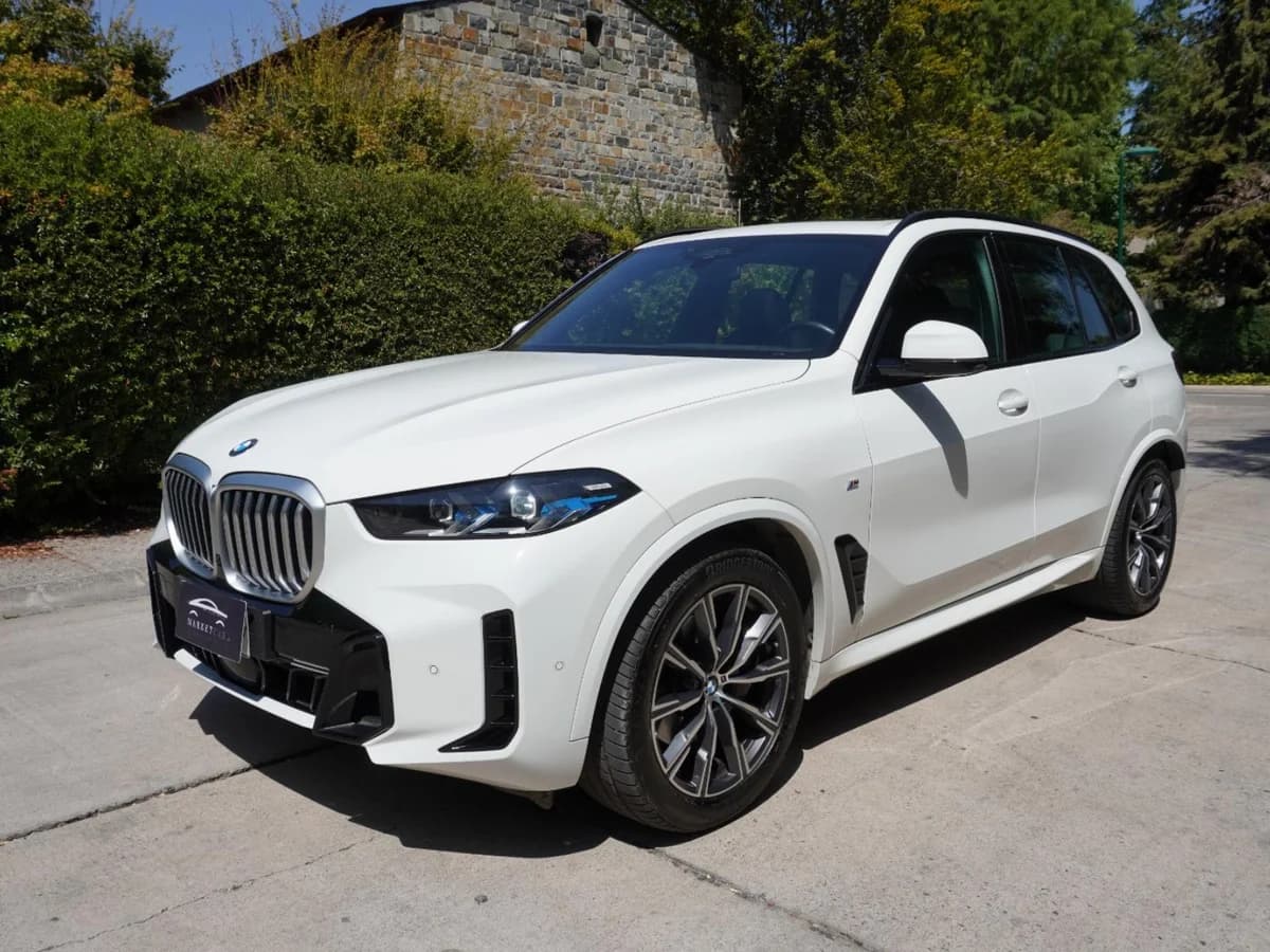BMW X5 XDrive 40 M Sport. Año 2024 - Imagen 1