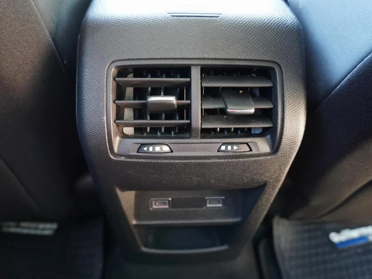 Peugeot 308 Allure Pack 1.5 Año 2025 - Imagen 23