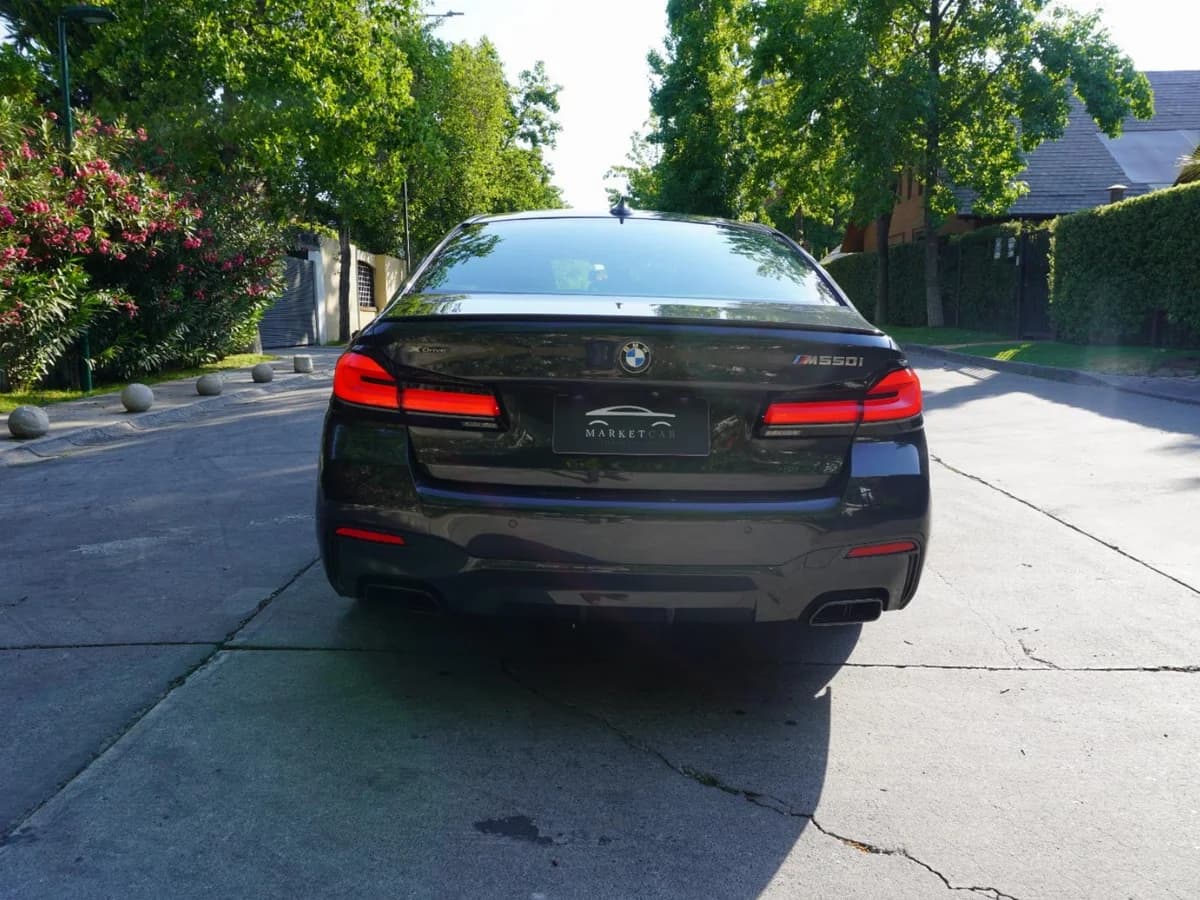 BMW 550 X Drive M Sport Año 2023 - Imagen 6
