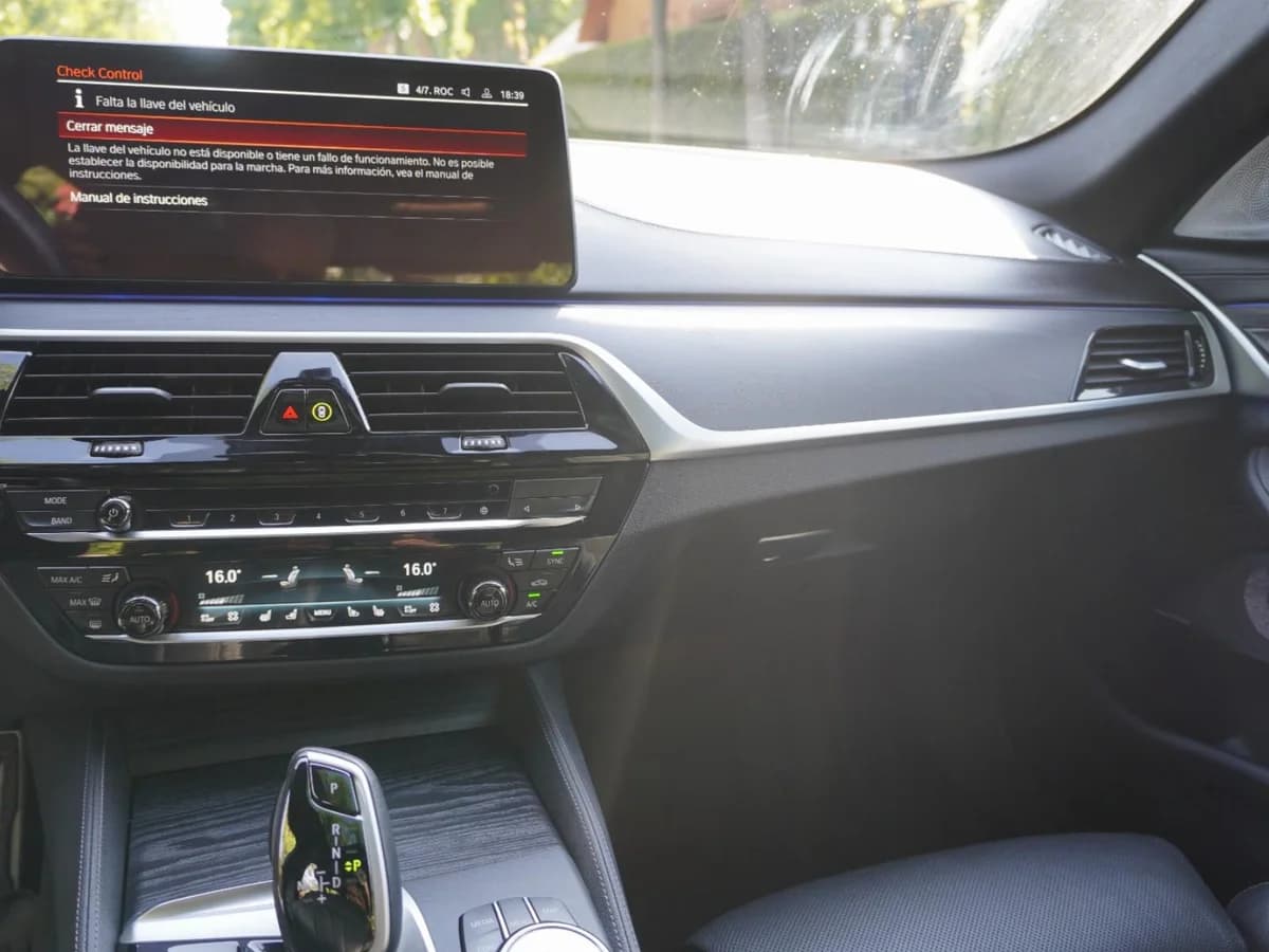 BMW 550 X Drive M Sport Año 2023 - Imagen 18