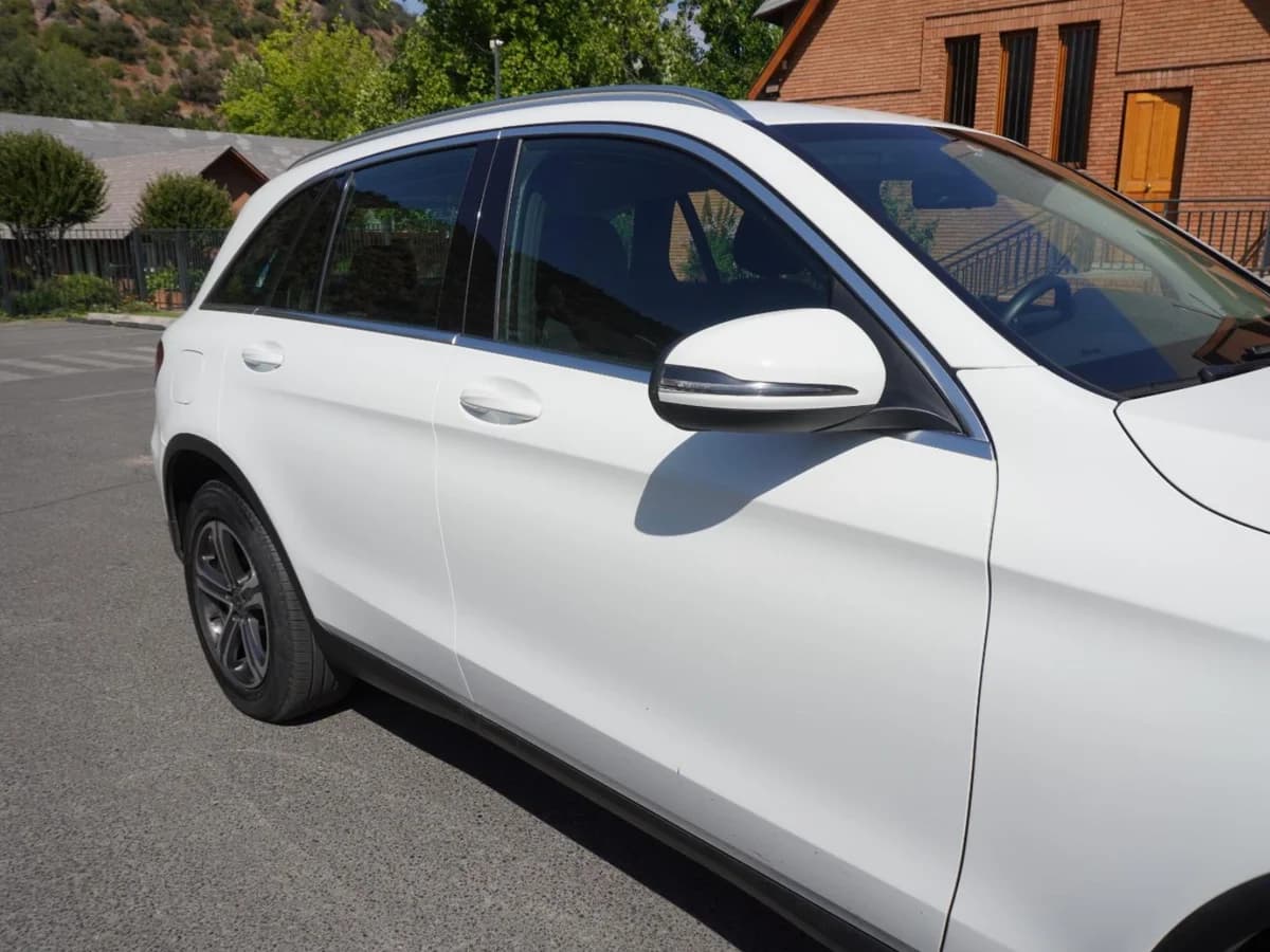 Mercedes Benz GLC 220D 4Matic Año 2021 - Imagen 12
