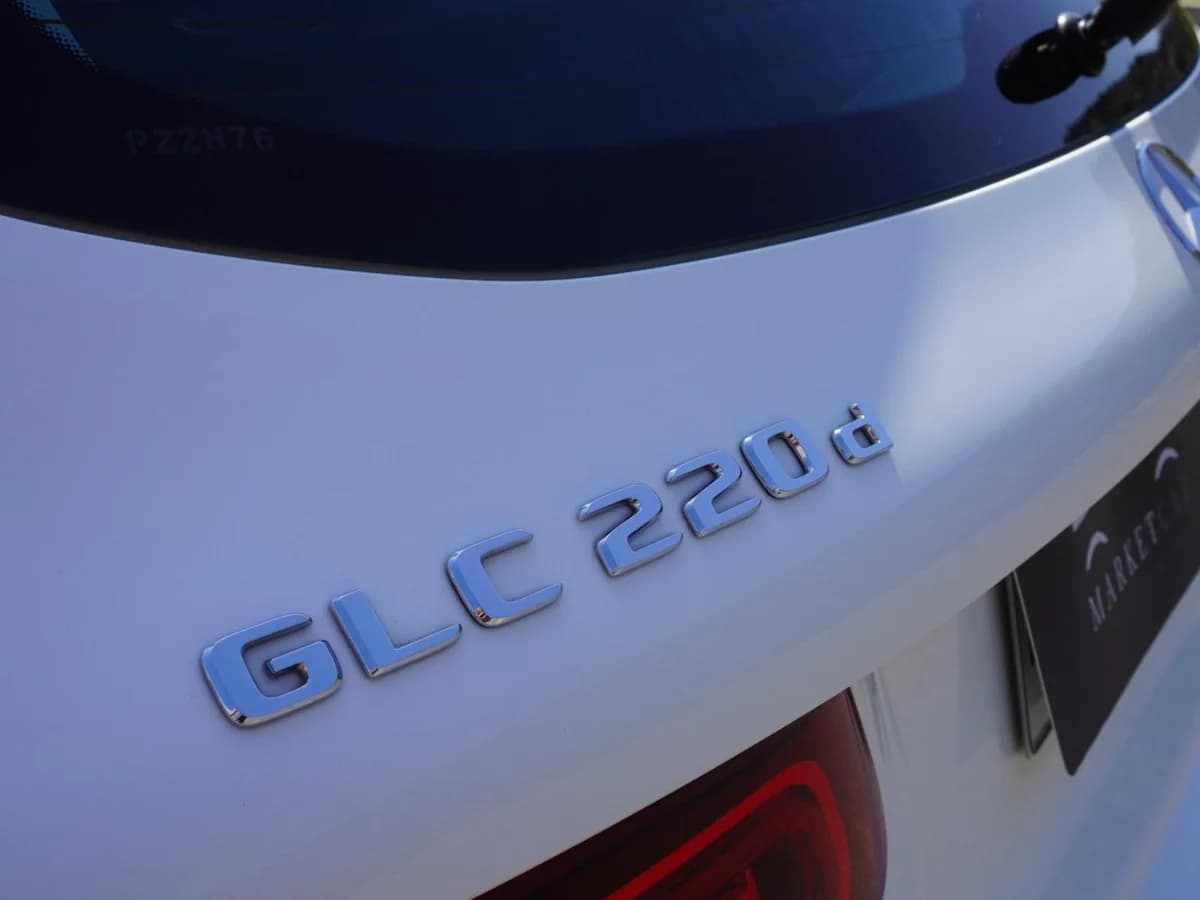 Mercedes Benz GLC 220D 4Matic Año 2021 - Imagen 13