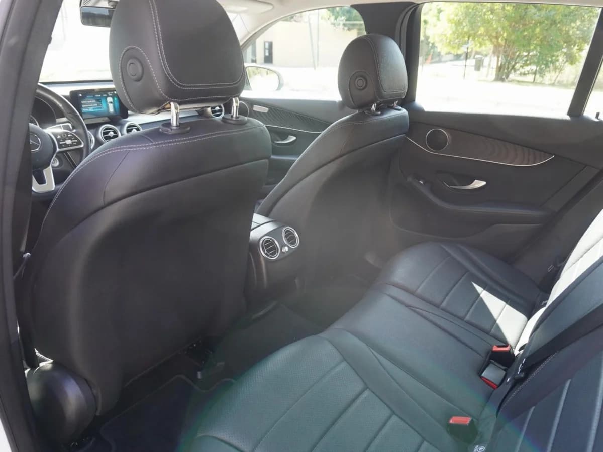 Mercedes Benz GLC 220D 4Matic Año 2021 - Imagen 23