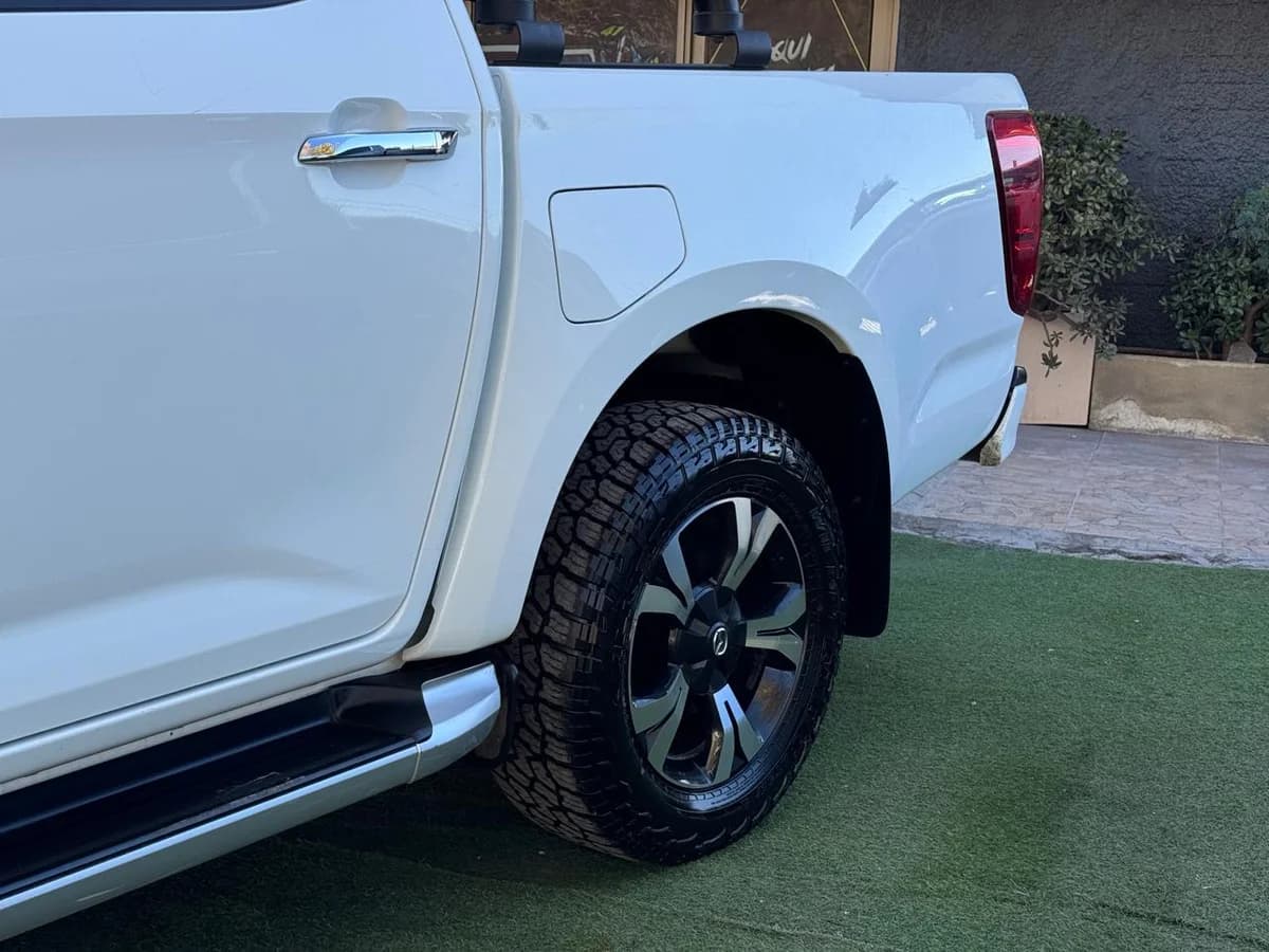 Mazda BT-50 High 2023 - Imagen 10