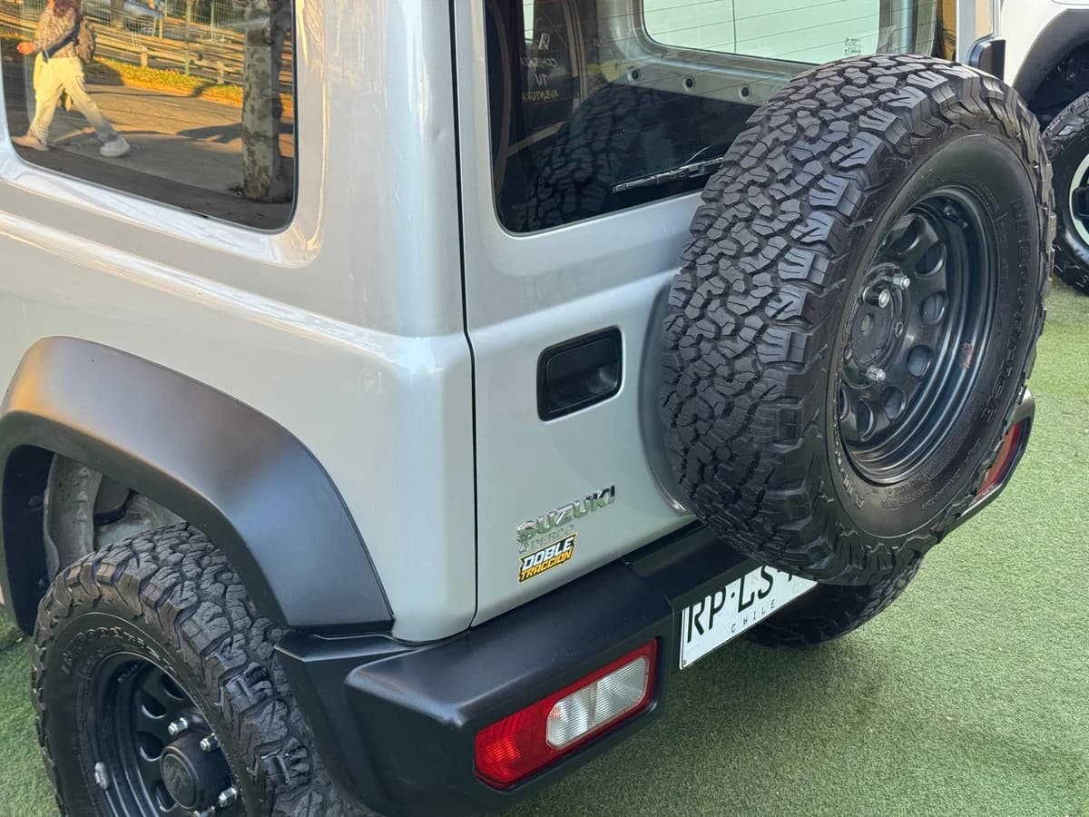 SUZUKI JIMNY GL 4X4 1.5 GL 2022 - Imagen 10
