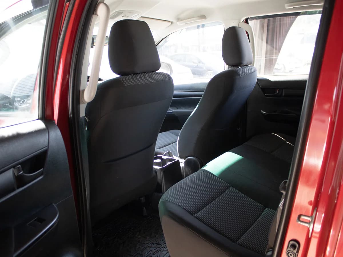 Toyota Hilux 4x2 2023 - Imagen 6