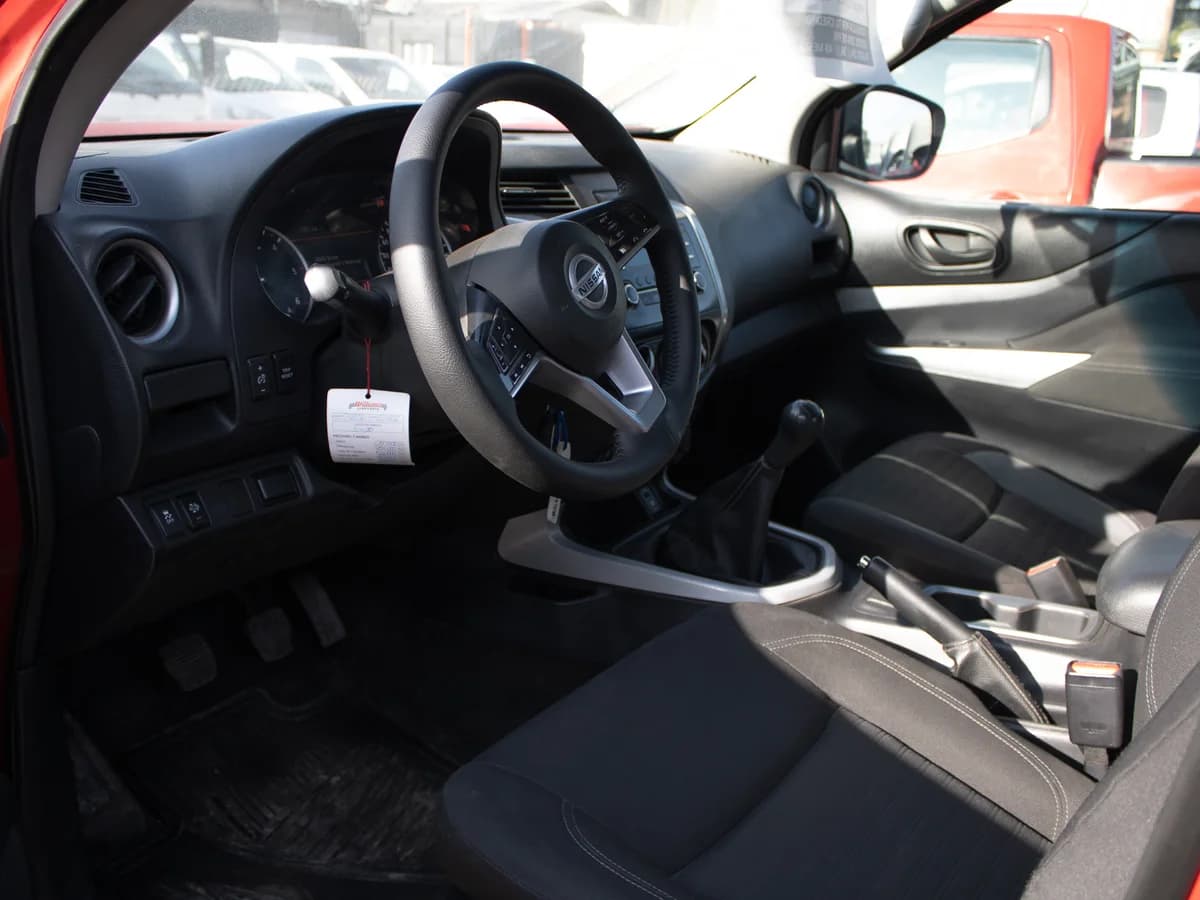 Nissan Navara 4x4 2022 - Imagen 8