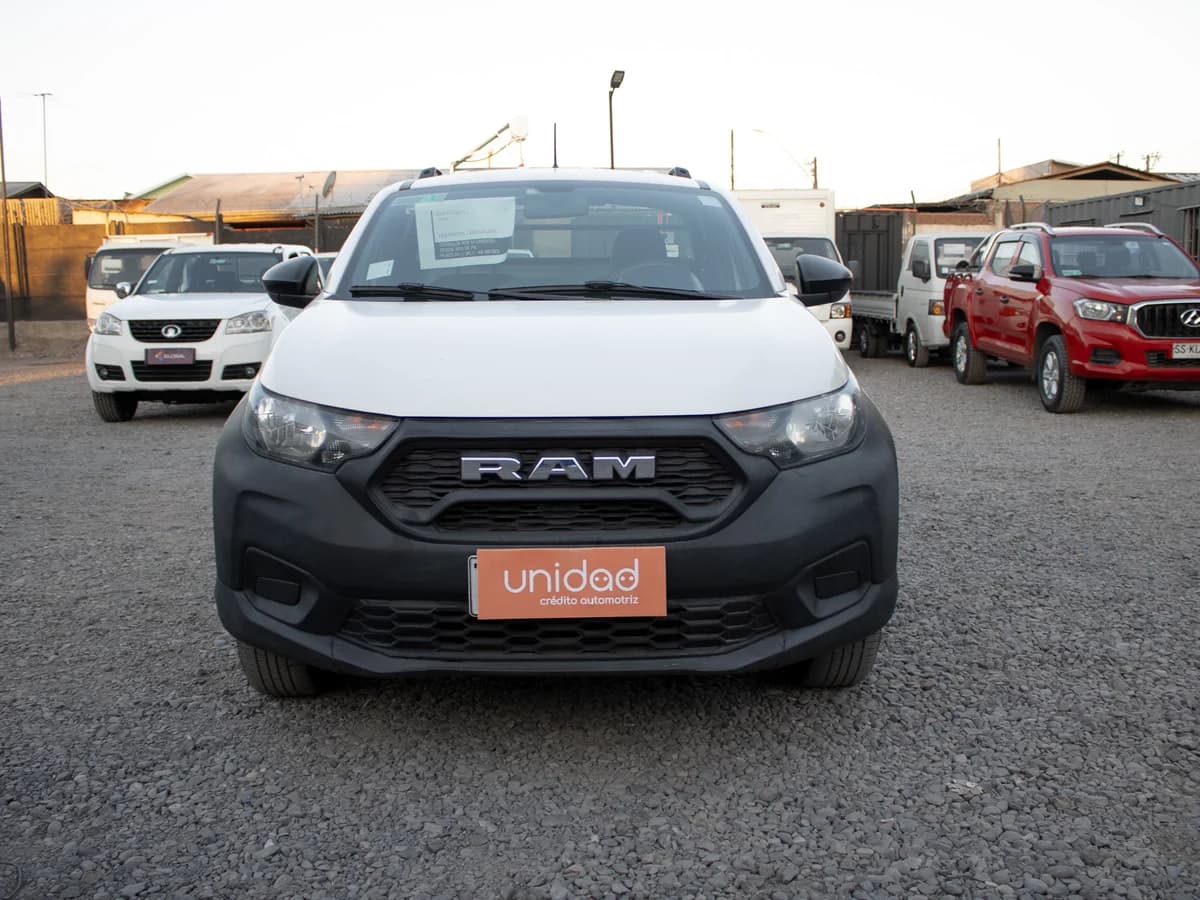 Ram 700 SLT 2024 - Imagen 7