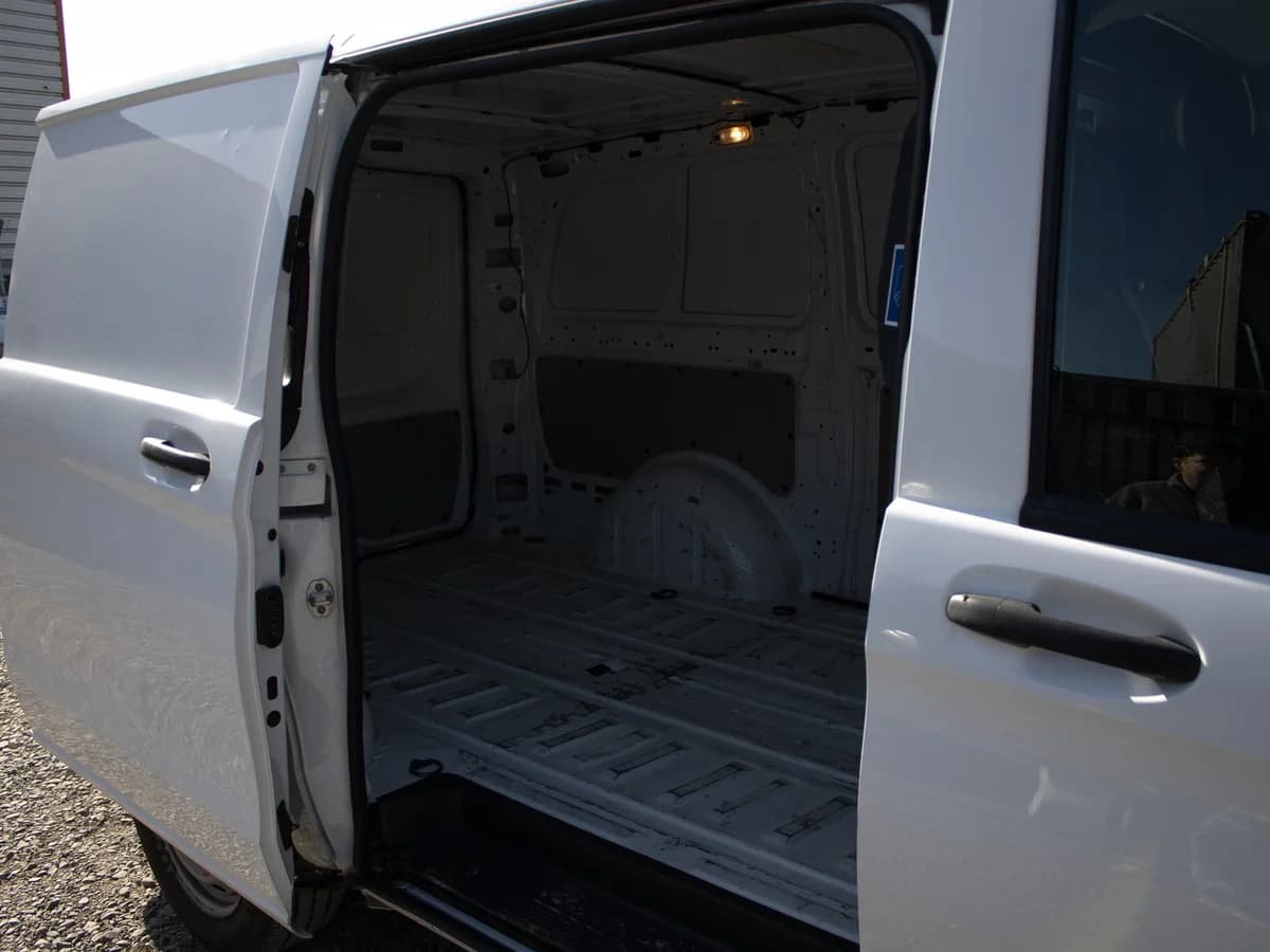 Mercedes Benz Vito 111 2022 - Imagen 9