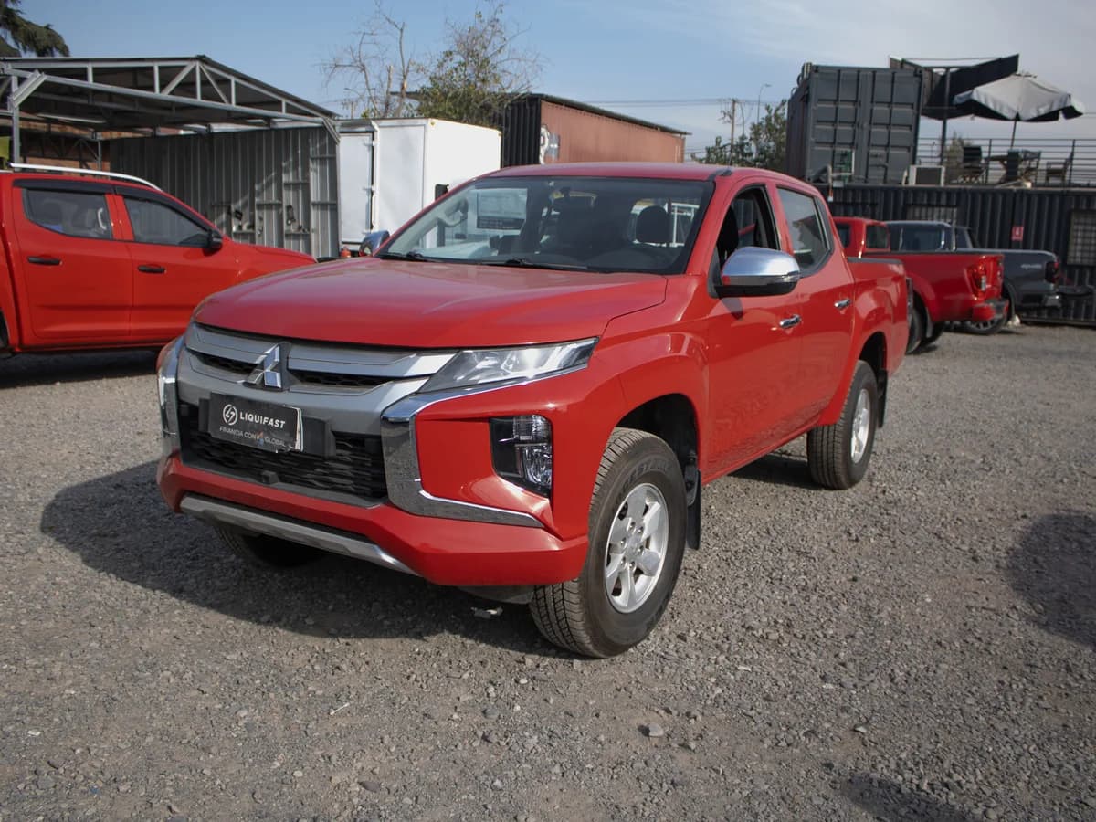 Mitsubishi L200 4x4 2023 - Imagen 2