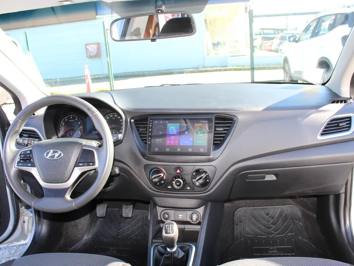 HYUNDAI ACCENT HCI FULL 2023 - Imagen 9