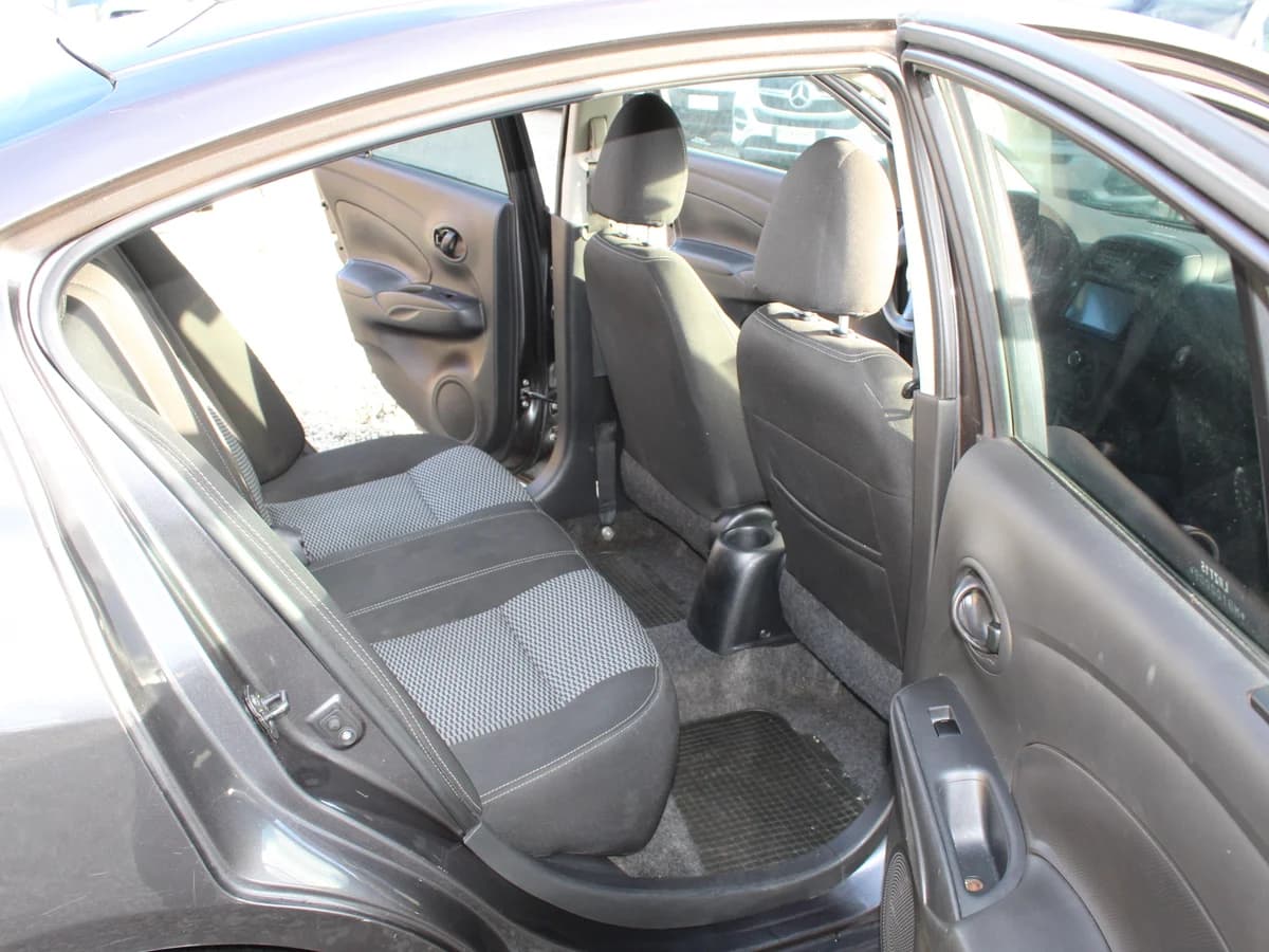 NISSAN VERSA SENSE 2020 - Imagen 8