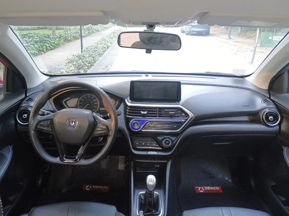 Changan Alsvin 1.4L MT5 Luxury año 2022 - Imagen 12