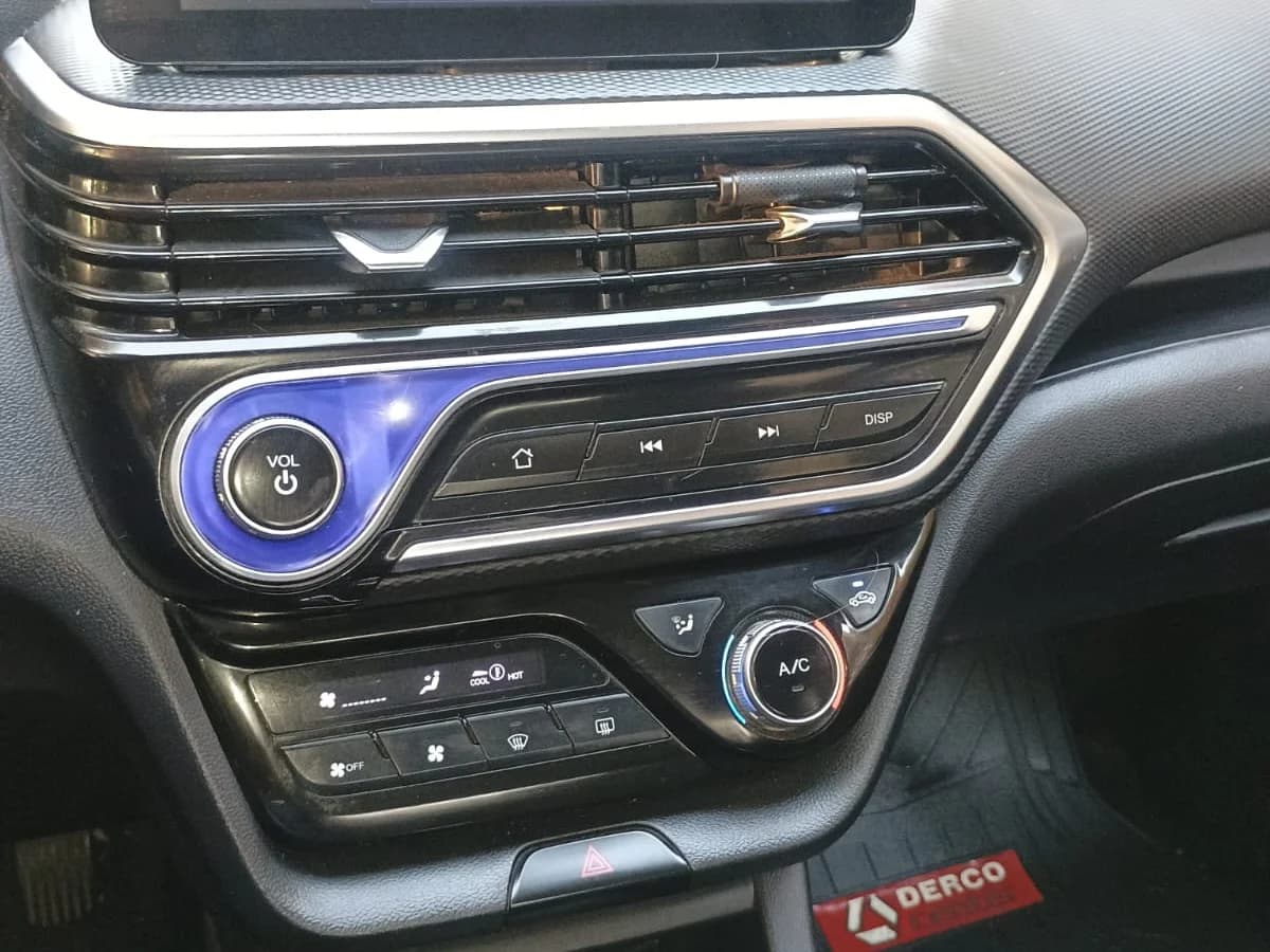 Changan Alsvin 1.4L MT5 Luxury año 2022 - Imagen 13
