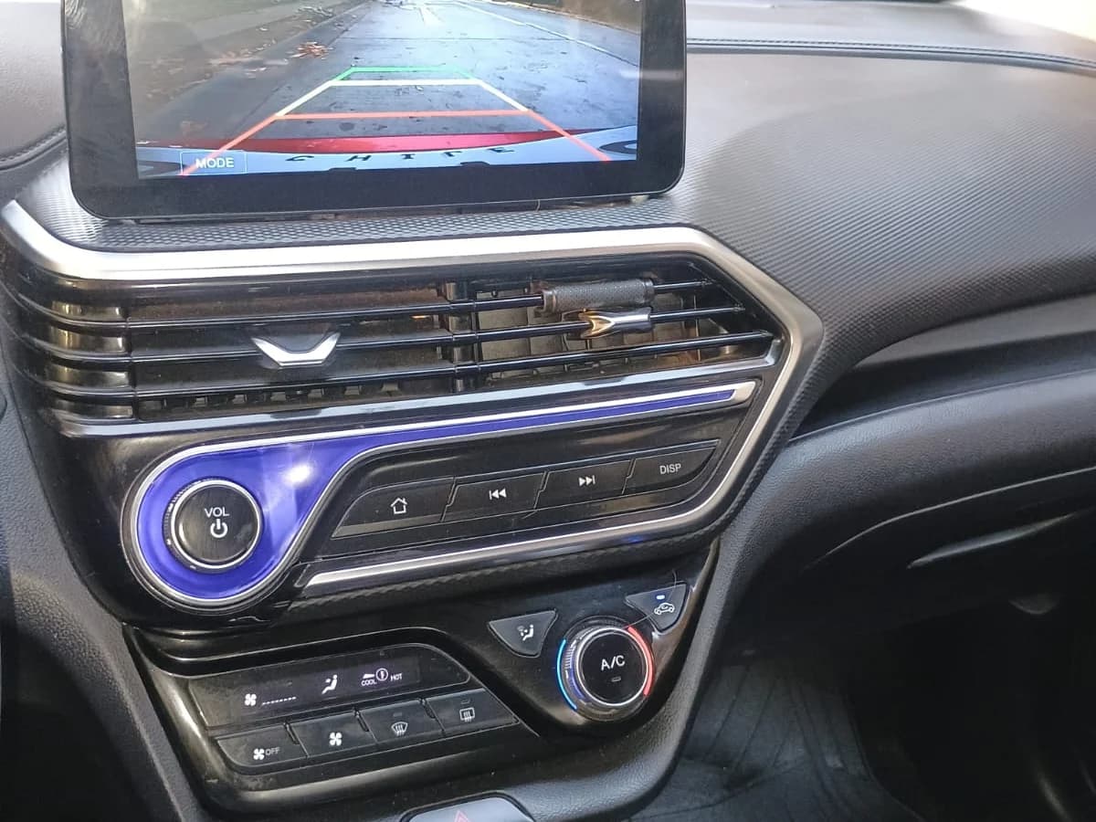 Changan Alsvin 1.4L MT5 Luxury año 2022 - Imagen 14