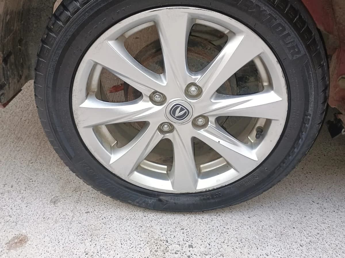 Changan Alsvin 1.4L MT5 Luxury año 2022 - Imagen 19