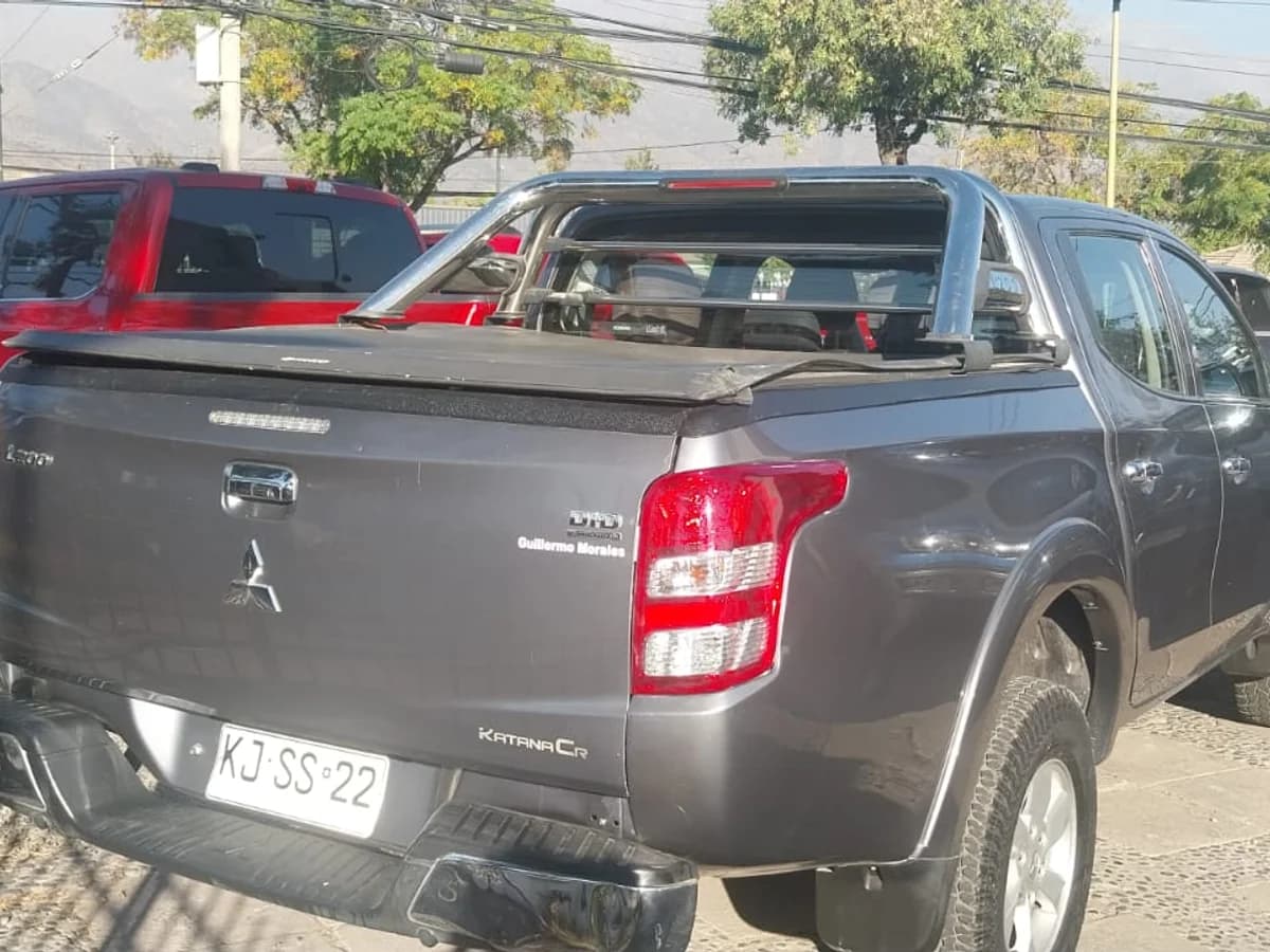 MITSUBISHI L200 KATANA CR 2.4 KATANA 2018 - Imagen 3