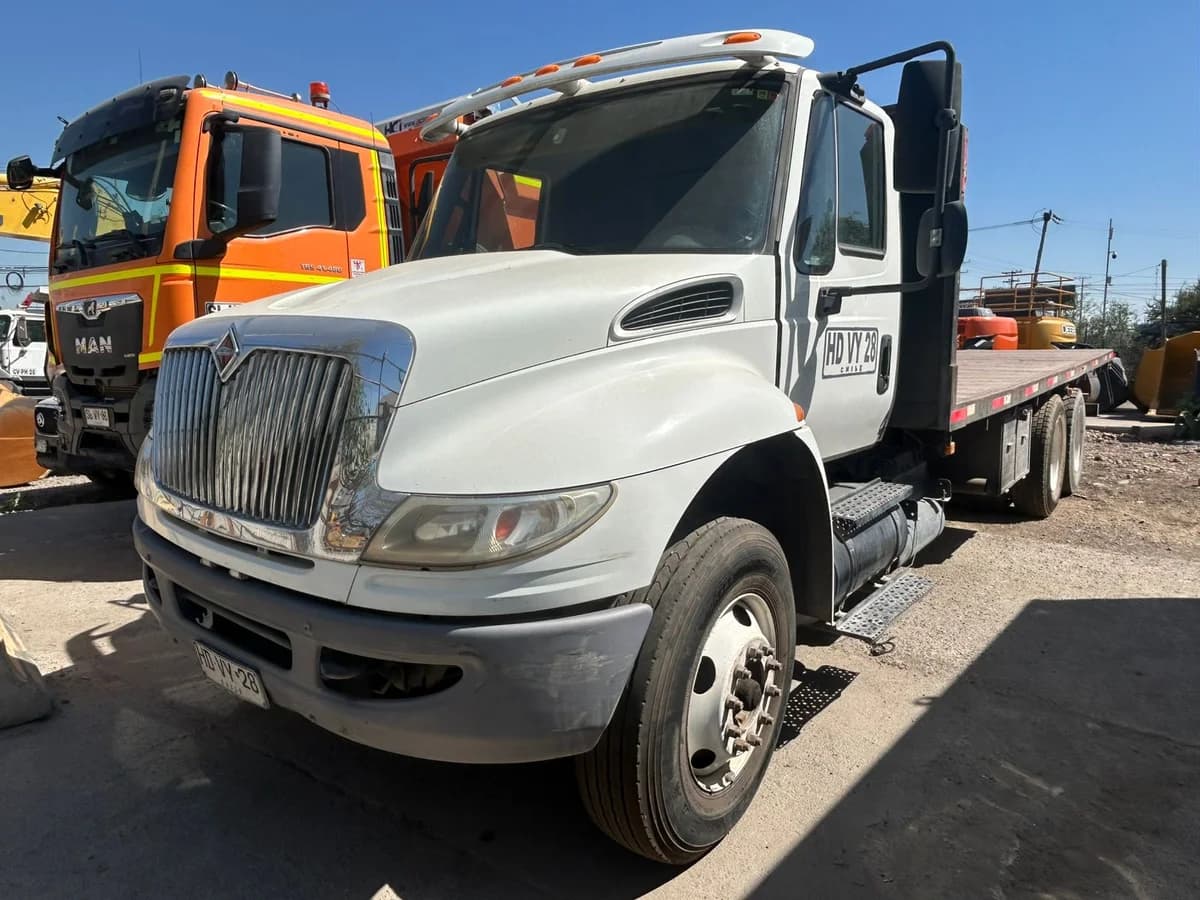 Camion International 4400 - 2015 - Imagen 2