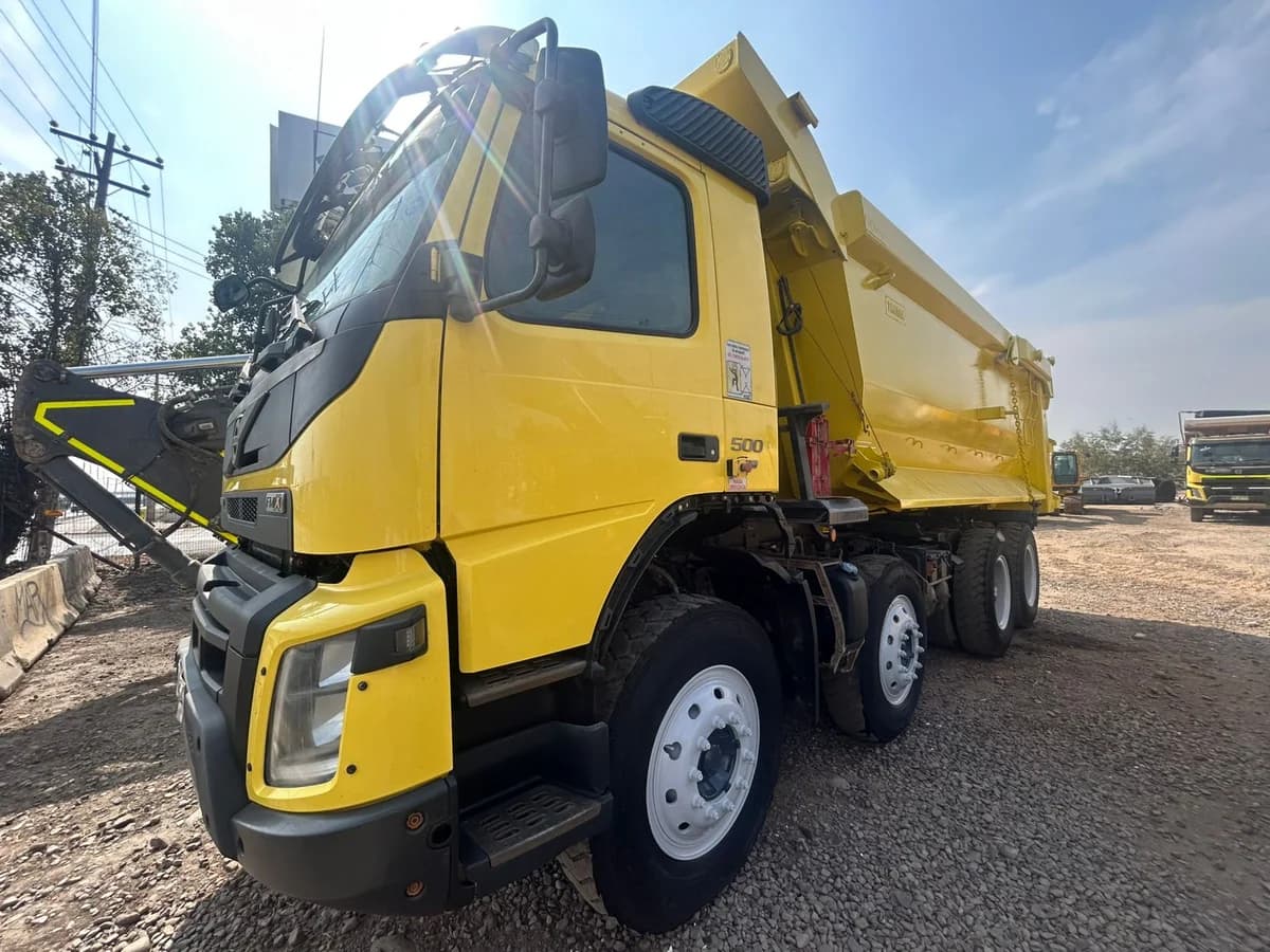 Camion Tolva VOLVO FMX500 - 2019 - Imagen 2