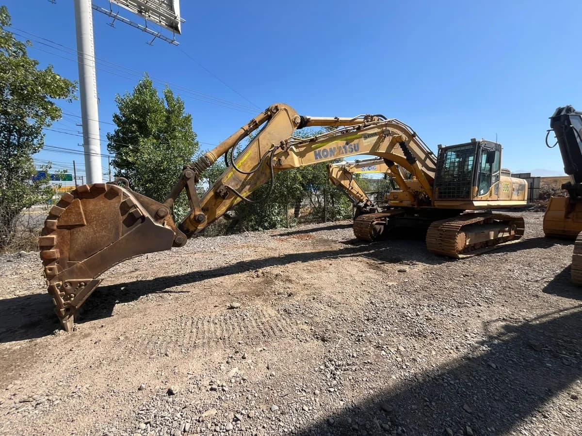 Excavadora Komatsu PC300 - 2022 - Imagen 2