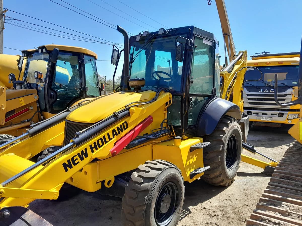New Holland B90 B 4X4 Año 2014 - Imagen 7