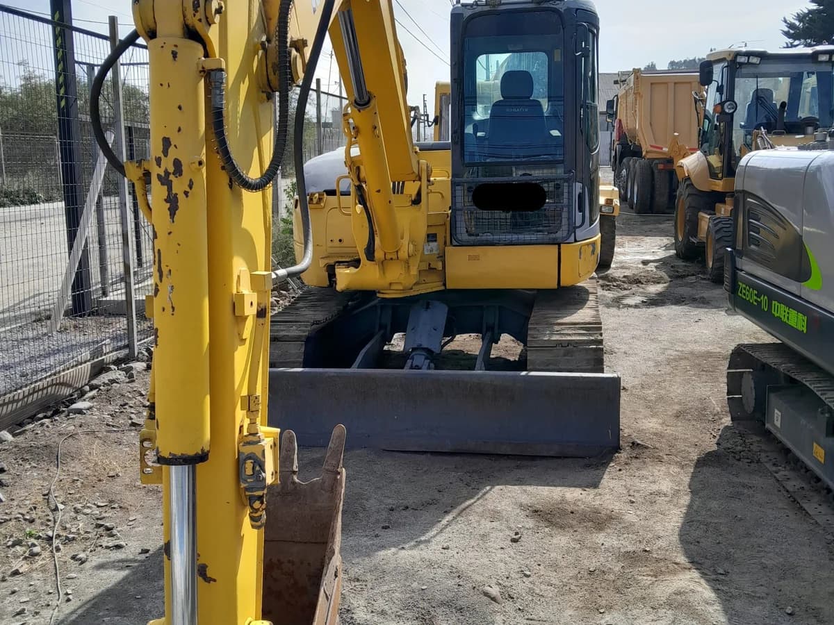 Mini Excavadora Komatsu PC 78 Año 2012 - Imagen 3
