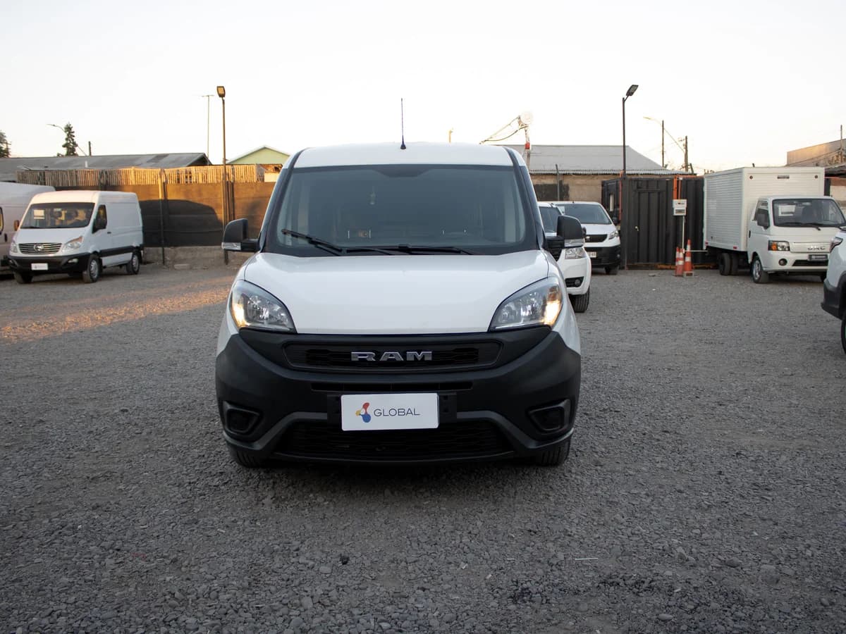 RAM VAN 1000 2022 - Imagen 2