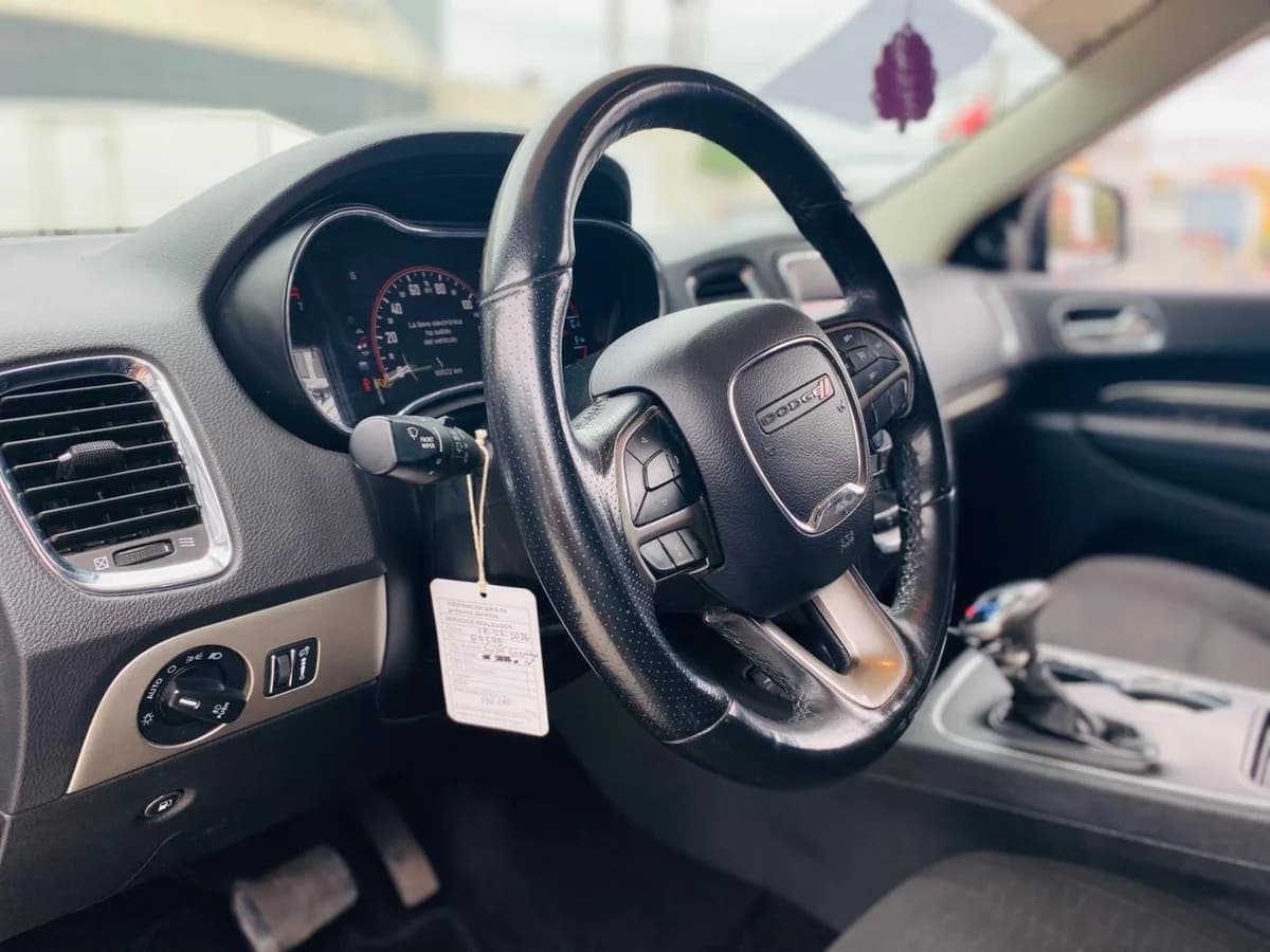 DODGE DURANGO SXT 2018 - Imagen 5