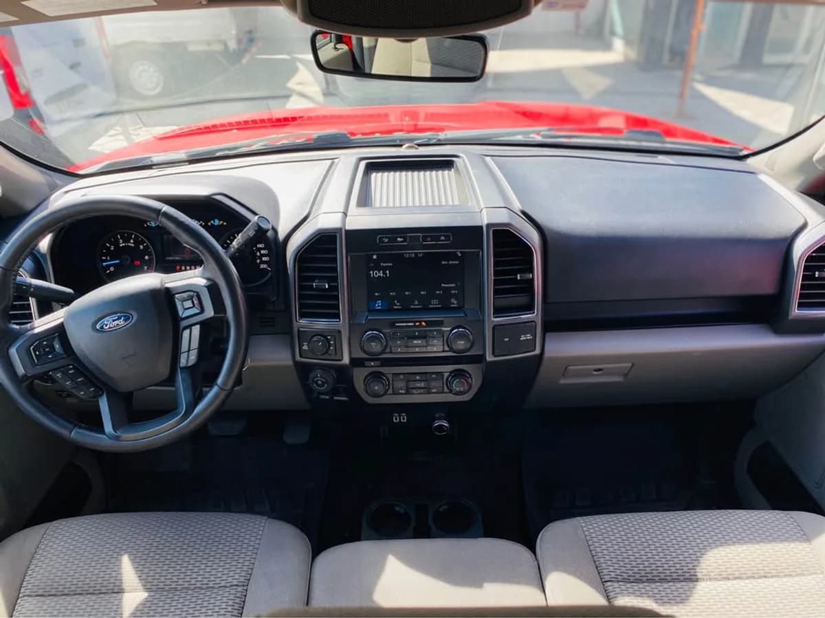 FORD F-150 XLT 4X4 - 2019 - Imagen 8
