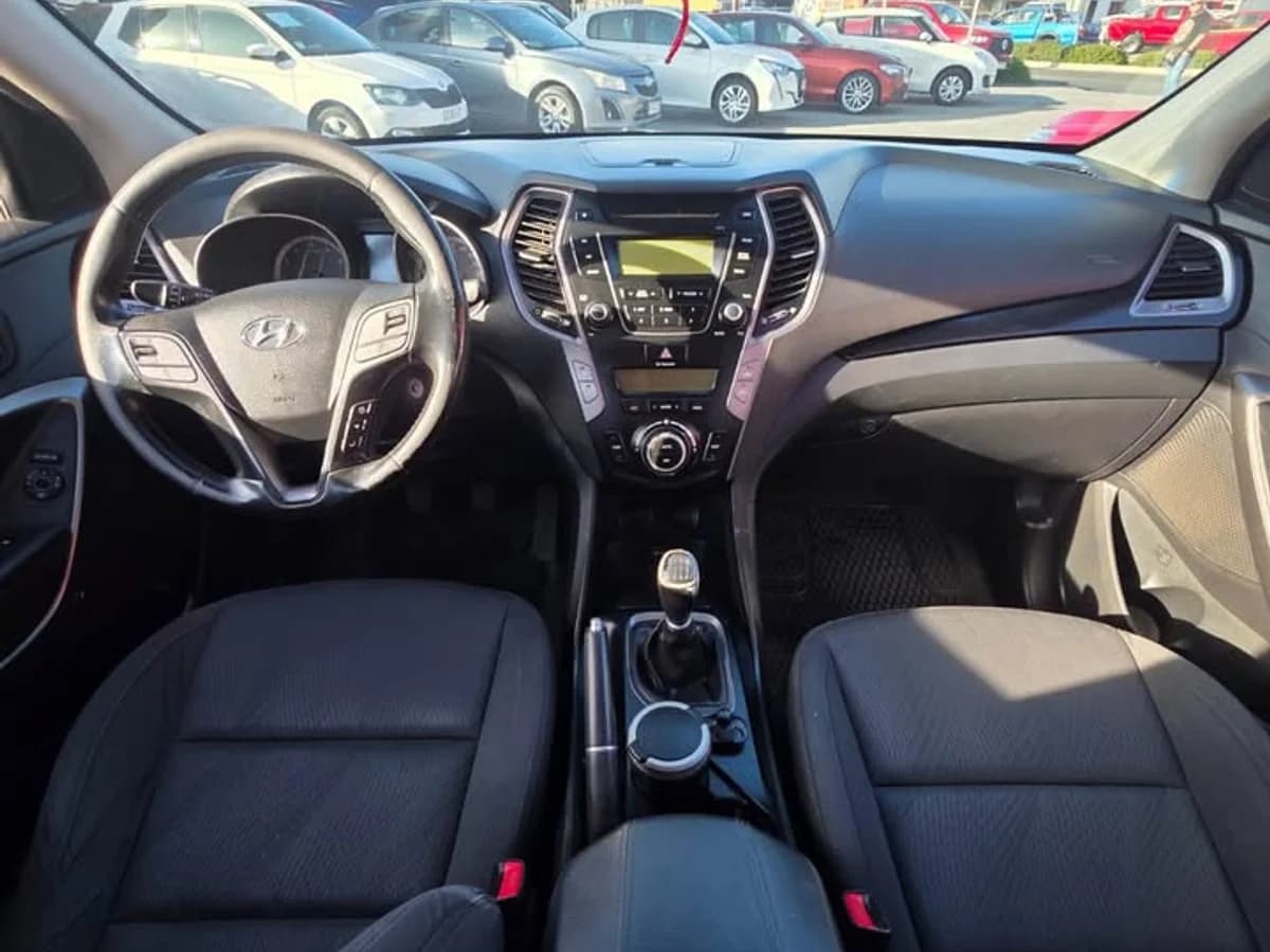 HYUNDAI SANTA FE GLS - 2013 - Imagen 7