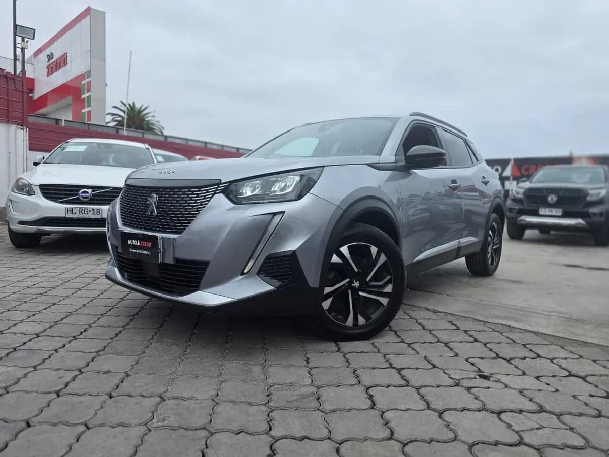 PEUGEOT 2008 BLUE HDI 130 - 2023 - Imagen 1