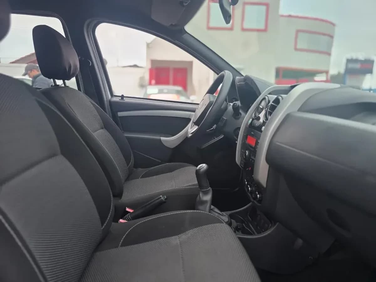 RENAULT DUSTER LIFE - 2018 - Imagen 6