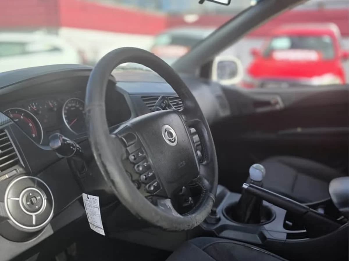 SSANGYONG ACTYON SPORT 2.0 Sport 4x2 2015 - Imagen 9